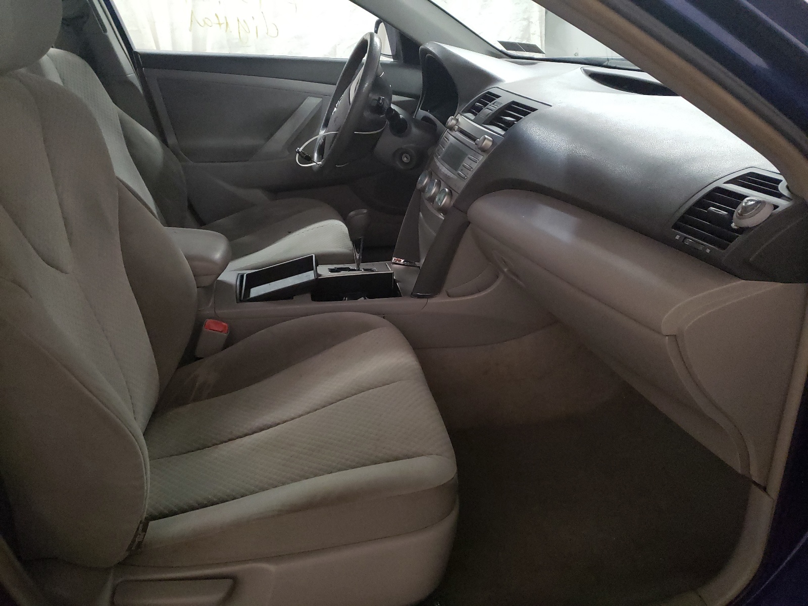 Photo 5 from auction – 2007 TOYOTA CAMRY with VIN 4T1BE46K27U116809