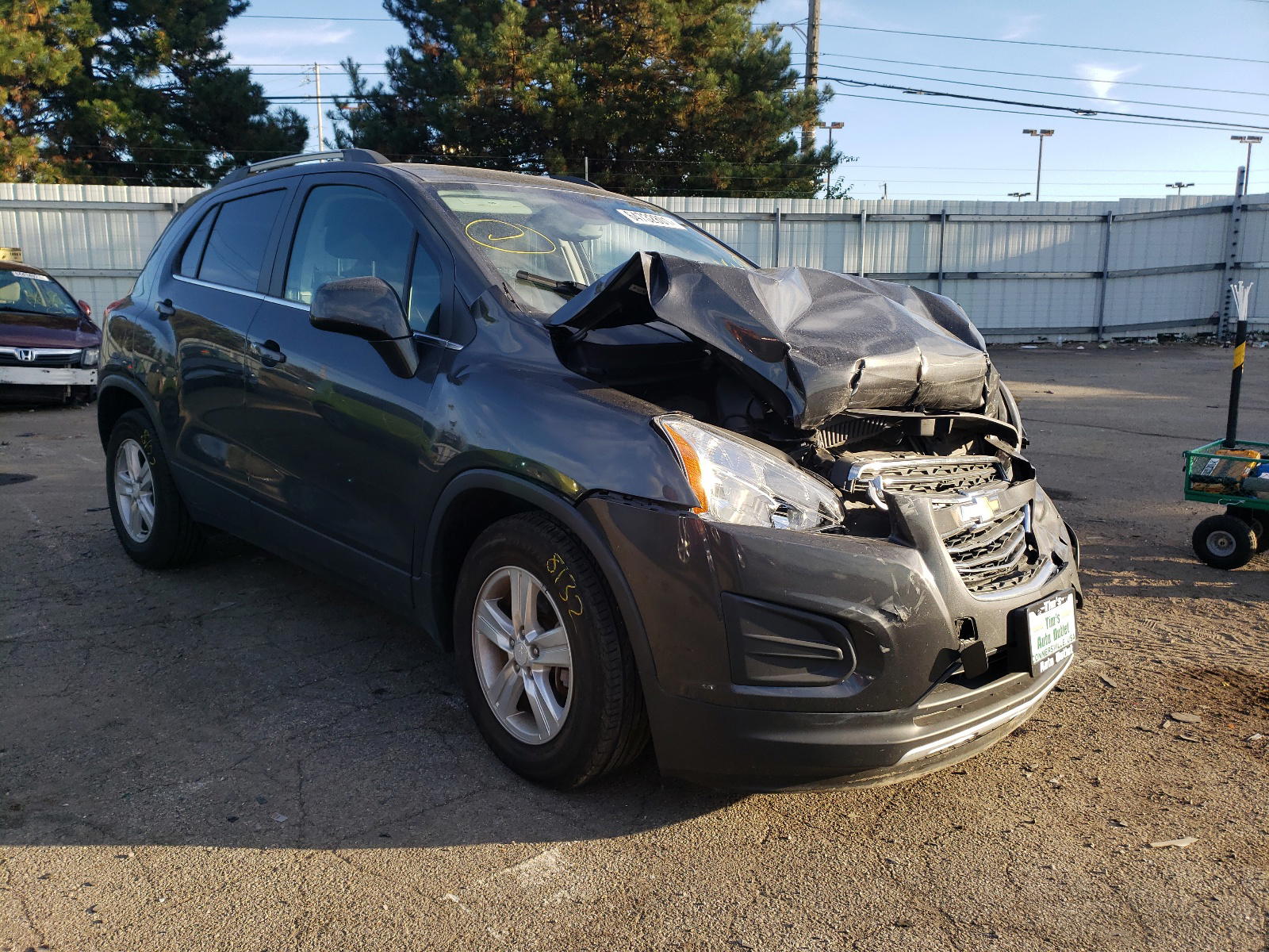 CHEVROLET TRAX 1LT 2016 with VIN 3GNCJLSB4GL254566 - Photo from auction