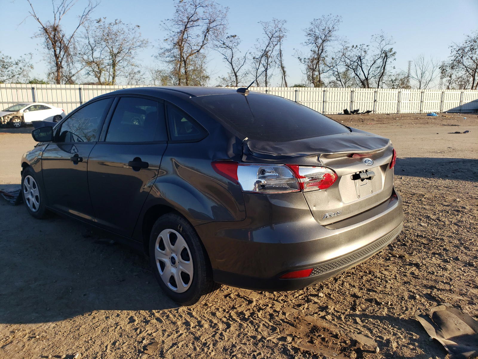 Photo 3 from auction – 2017 FORD FOCUS S with VIN 1FADP3E20HL313056