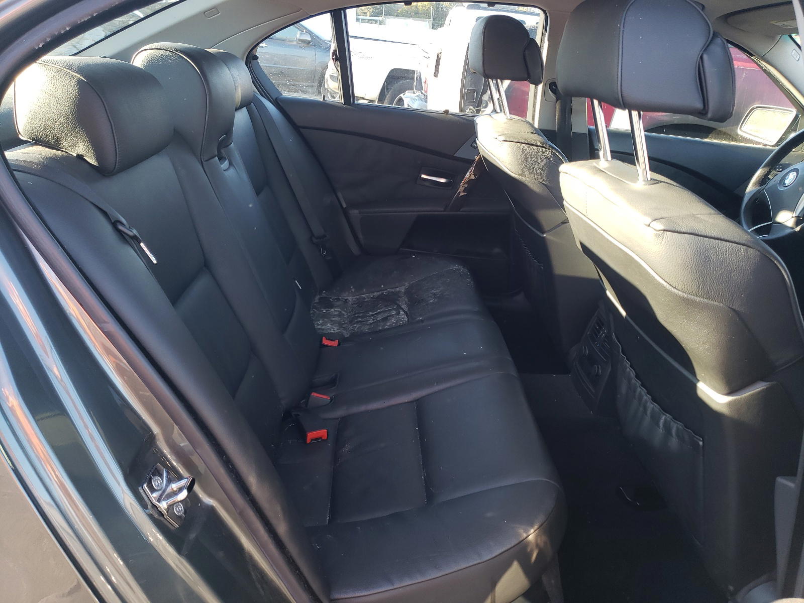 Photo 6 from auction – 2004 BMW 545 I with VIN WBANB33524B108359
