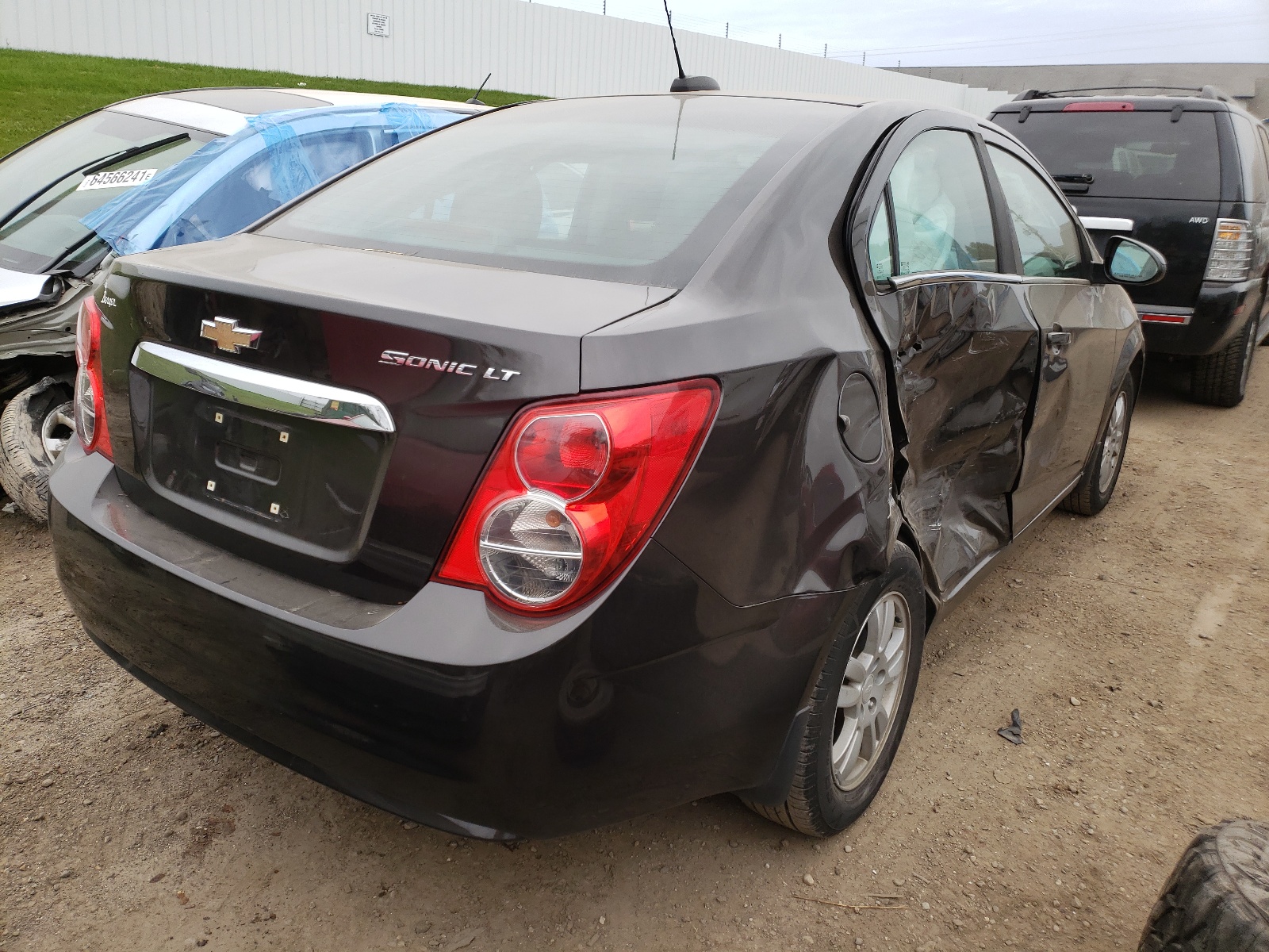 Photo 4 from auction – 2015 CHEVROLET SONIC LT with VIN 1G1JC5SH6F4174788