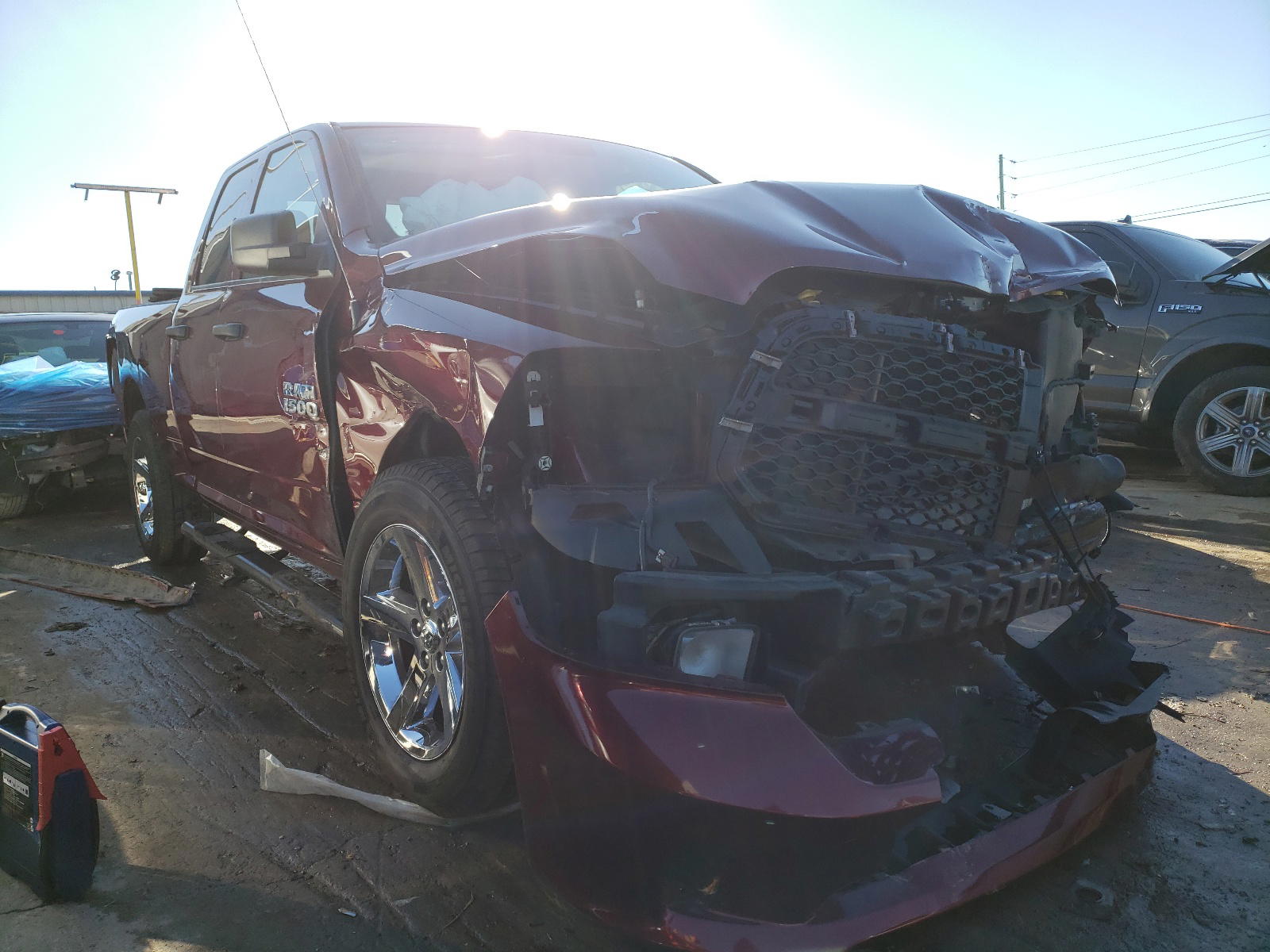 RAM 1500 ST 2018 with VIN 1C6RR6FGXJS239735 - Photo from auction