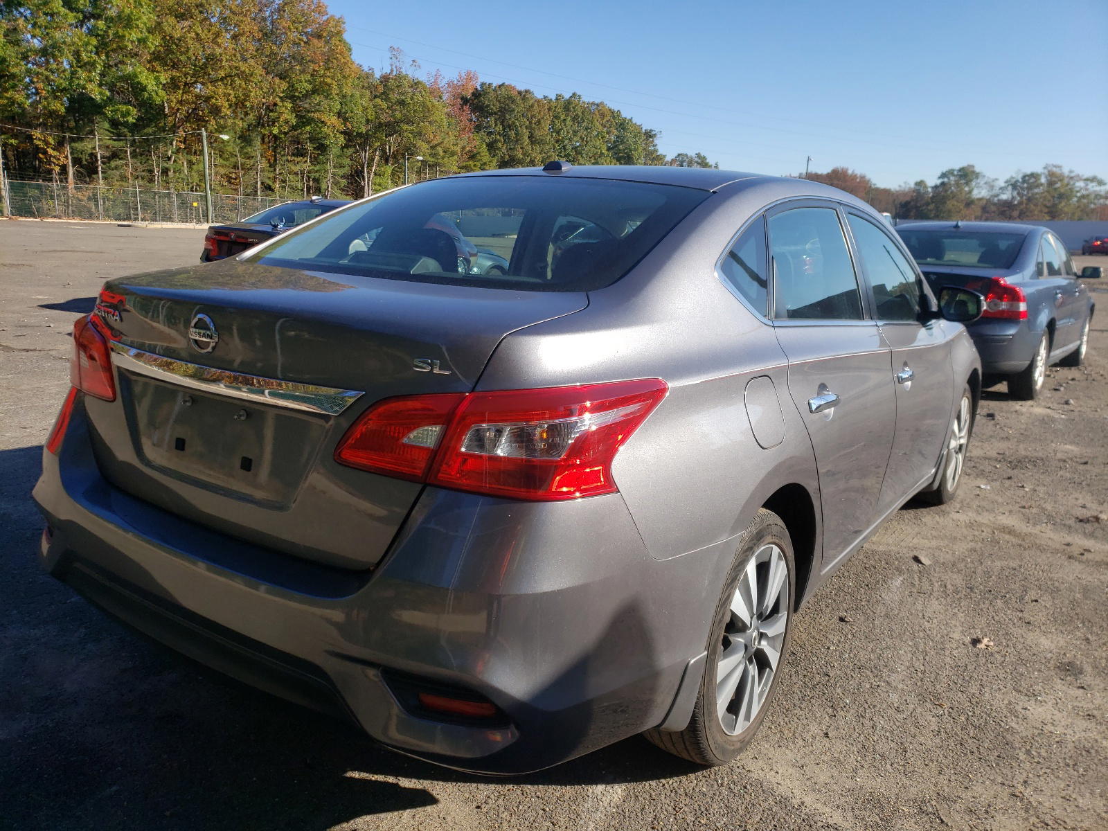 Photo 4 from auction – 2017 NISSAN SENTRA S with VIN 3N1AB7AP1HY345822