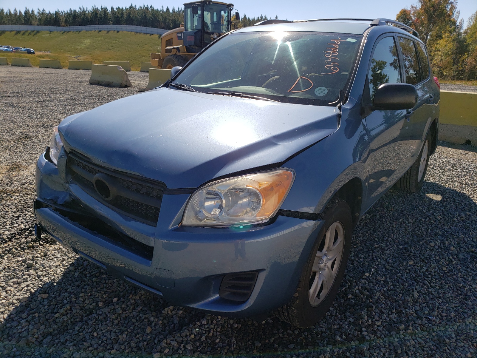 Photo 2 from auction – 2009 TOYOTA RAV4 with VIN 2T3ZF33V39W011923