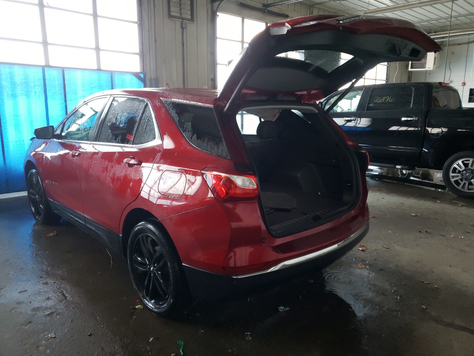 Photo 3 from auction – 2021 CHEVROLET EQUINOX LT with VIN 3GNAXUEV7ML345912