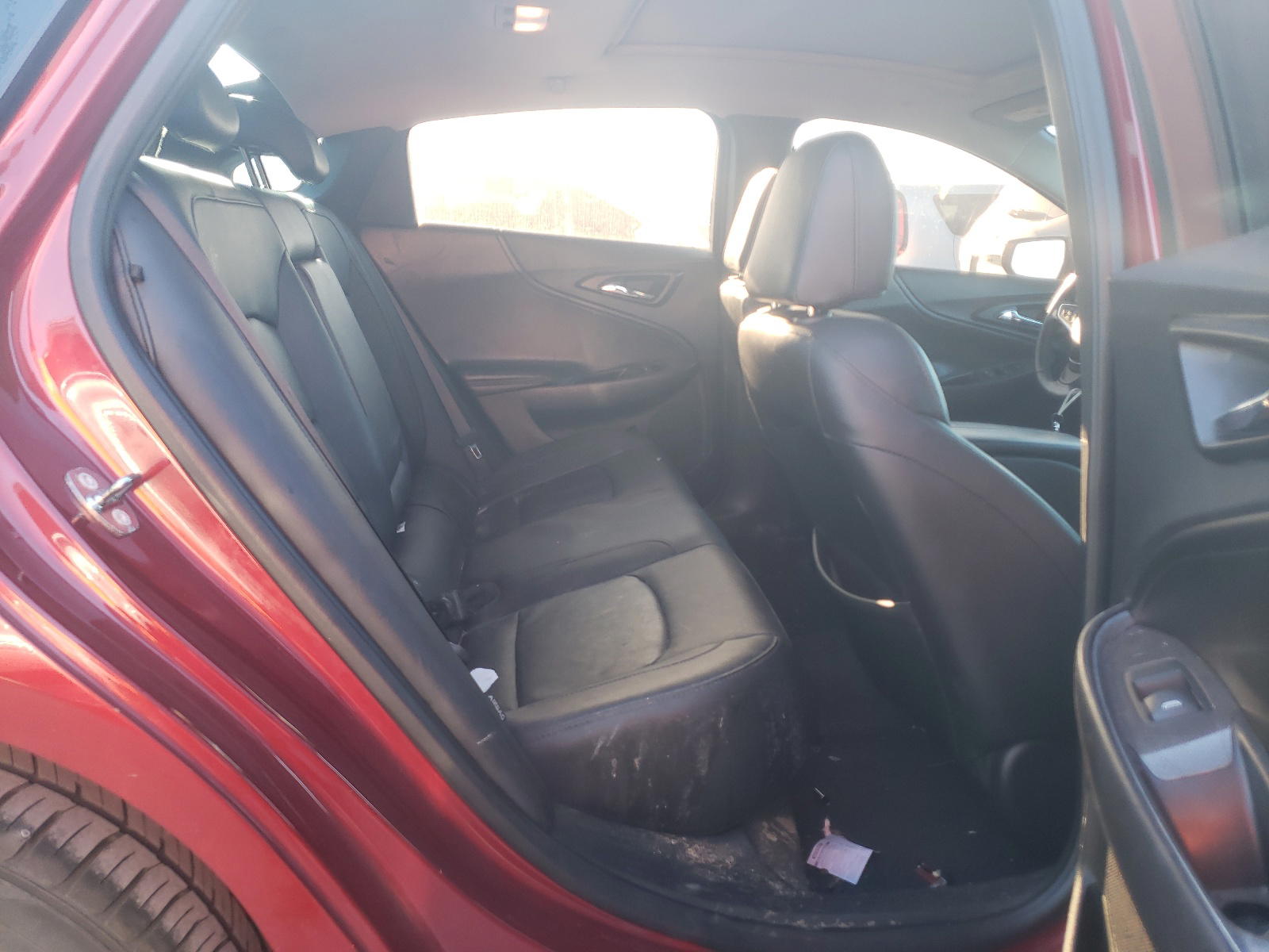 Photo 6 from auction – 2017 CHEVROLET MALIBU LT with VIN 1G1ZE5ST5HF242555