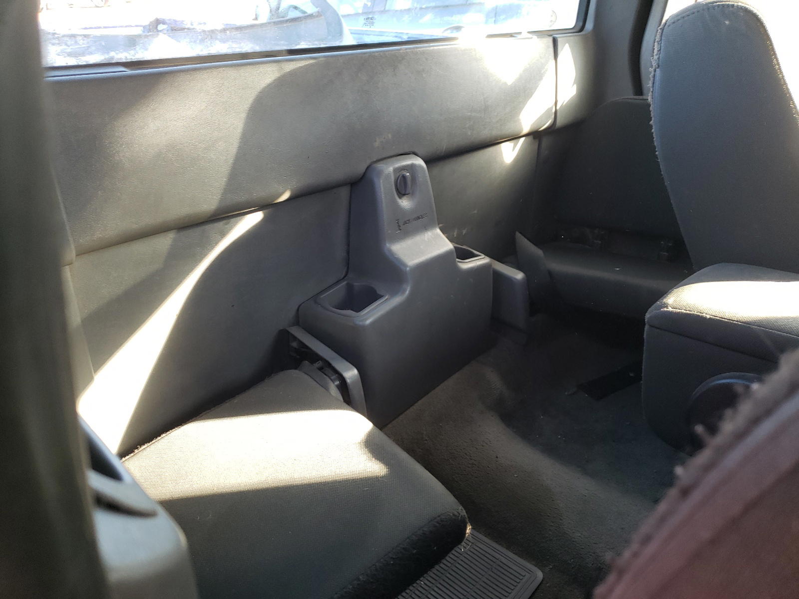 Photo 6 from auction – 2011 FORD RANGER SUP with VIN 1FTLR4FE5BPA46821