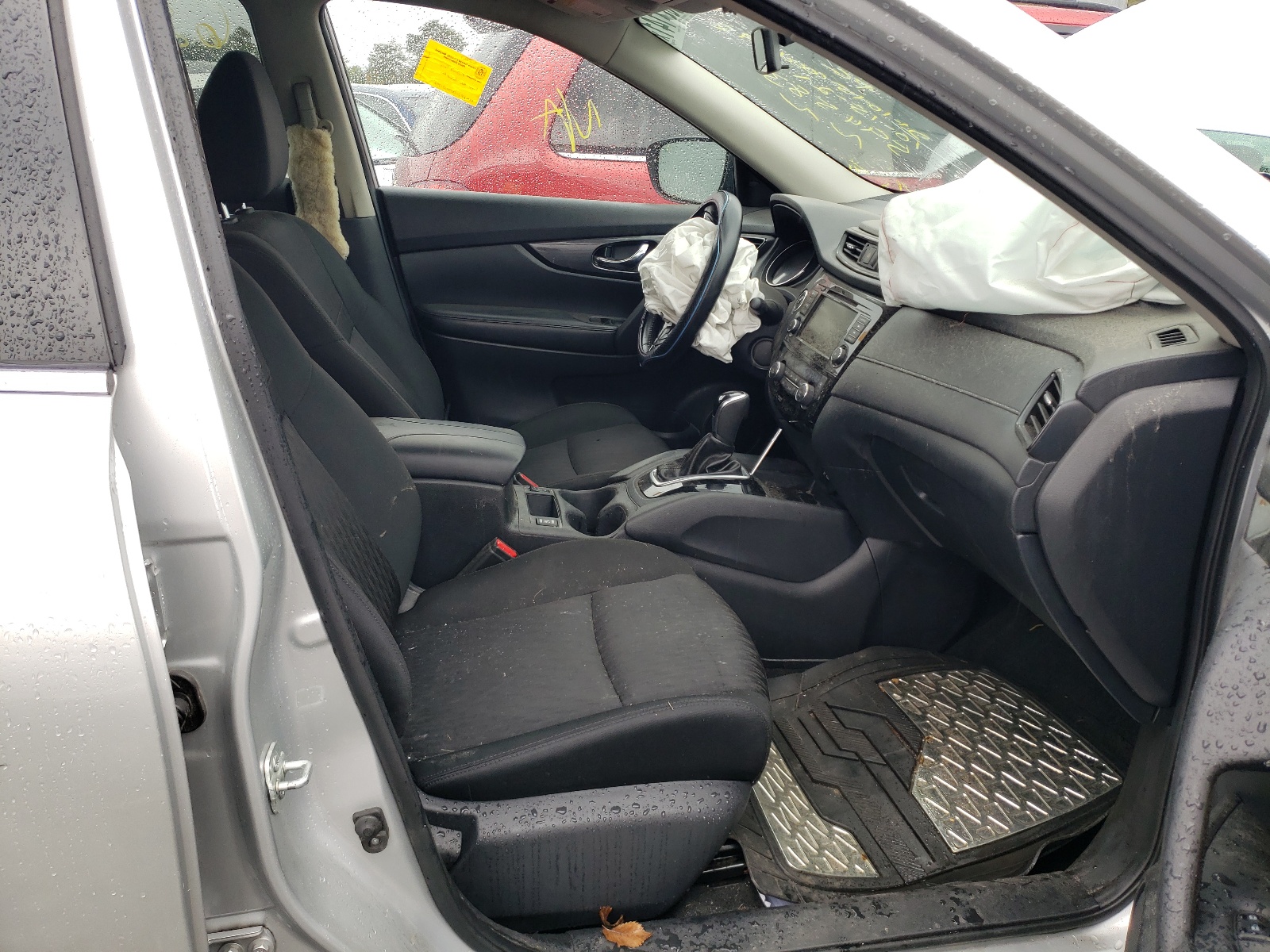 Photo 5 from auction – 2018 NISSAN ROGUE S with VIN KNMAT2MV6JP594583