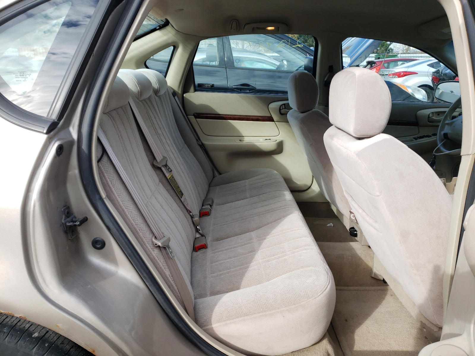 Photo 6 from auction – 2001 CHEVROLET IMPALA with VIN 2G1WF52E819182044