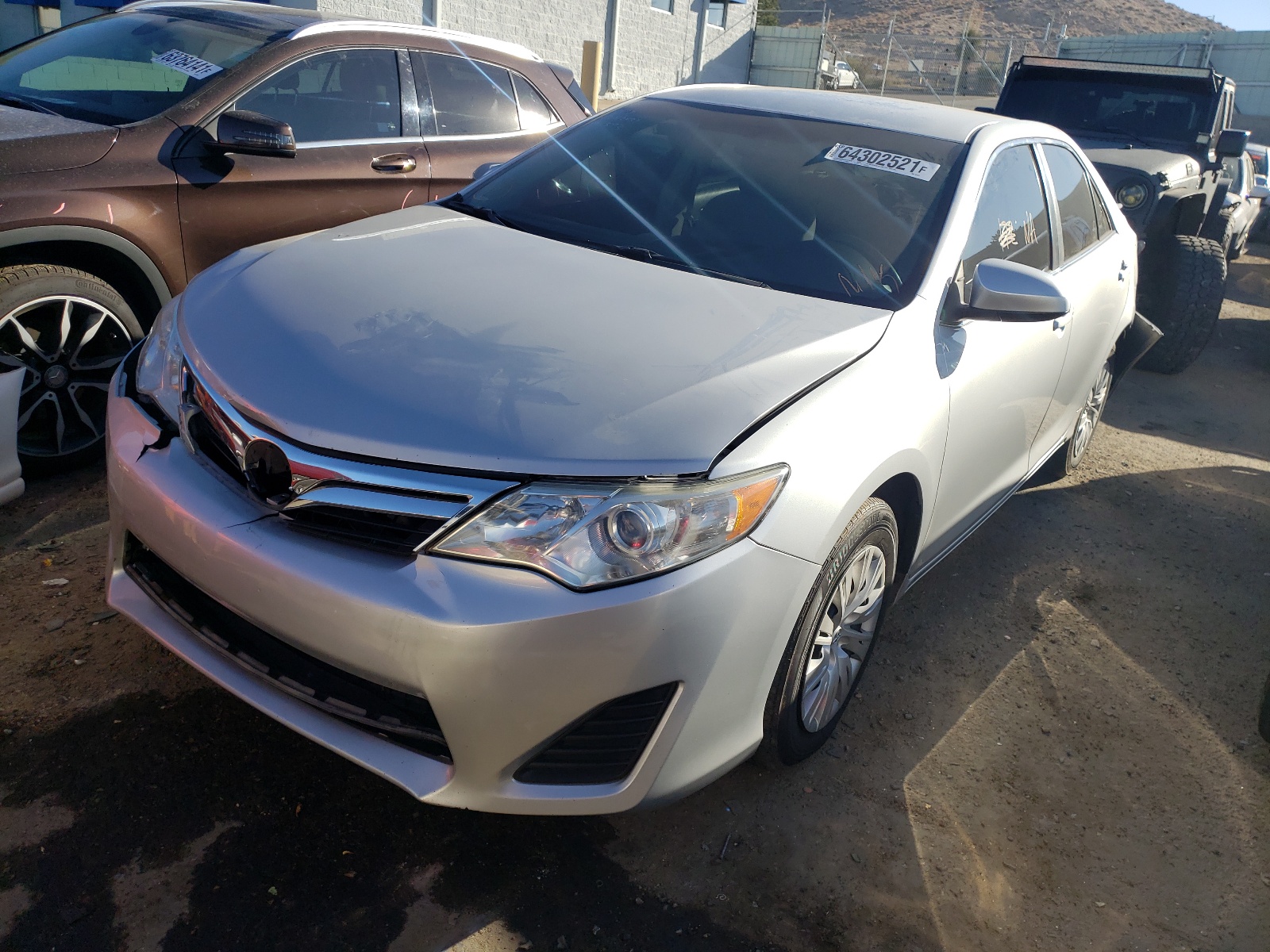 Photo 2 from auction – 2014 TOYOTA CAMRY L with VIN 4T4BF1FK9ER373237