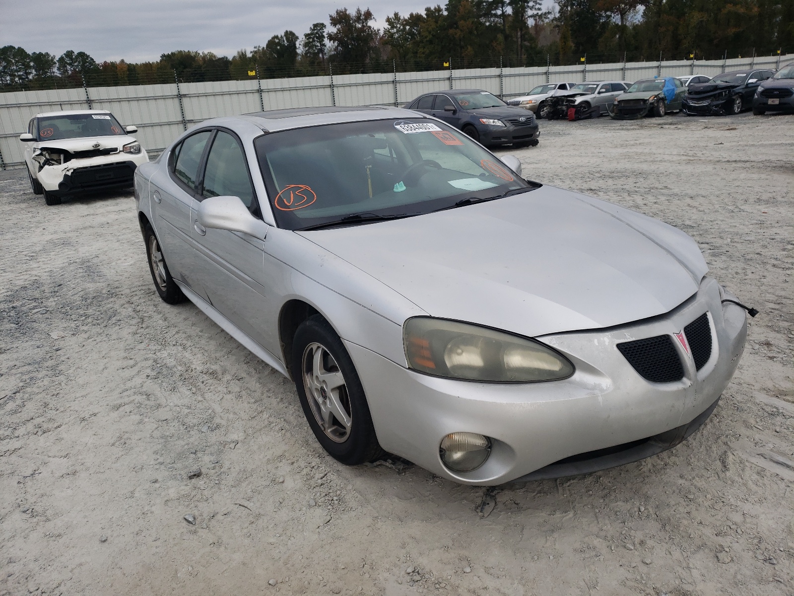 Photo 1 from auction – 2004 PONTIAC GRAND PRIX with VIN 2G2WS522241100826
