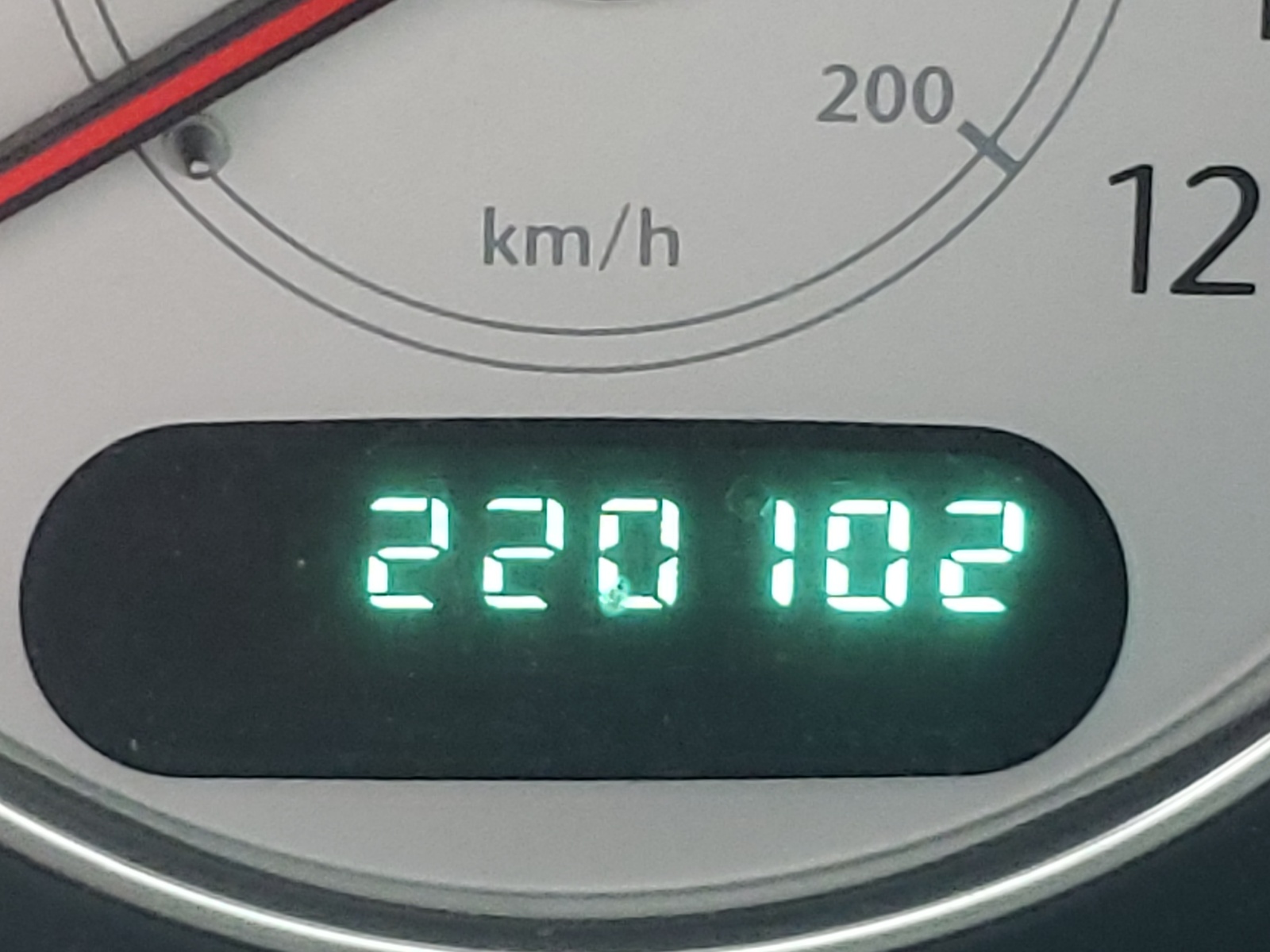 Photo 8 from auction – 2006 CHRYSLER TOWN & COU with VIN 2A8GP64L66R716362