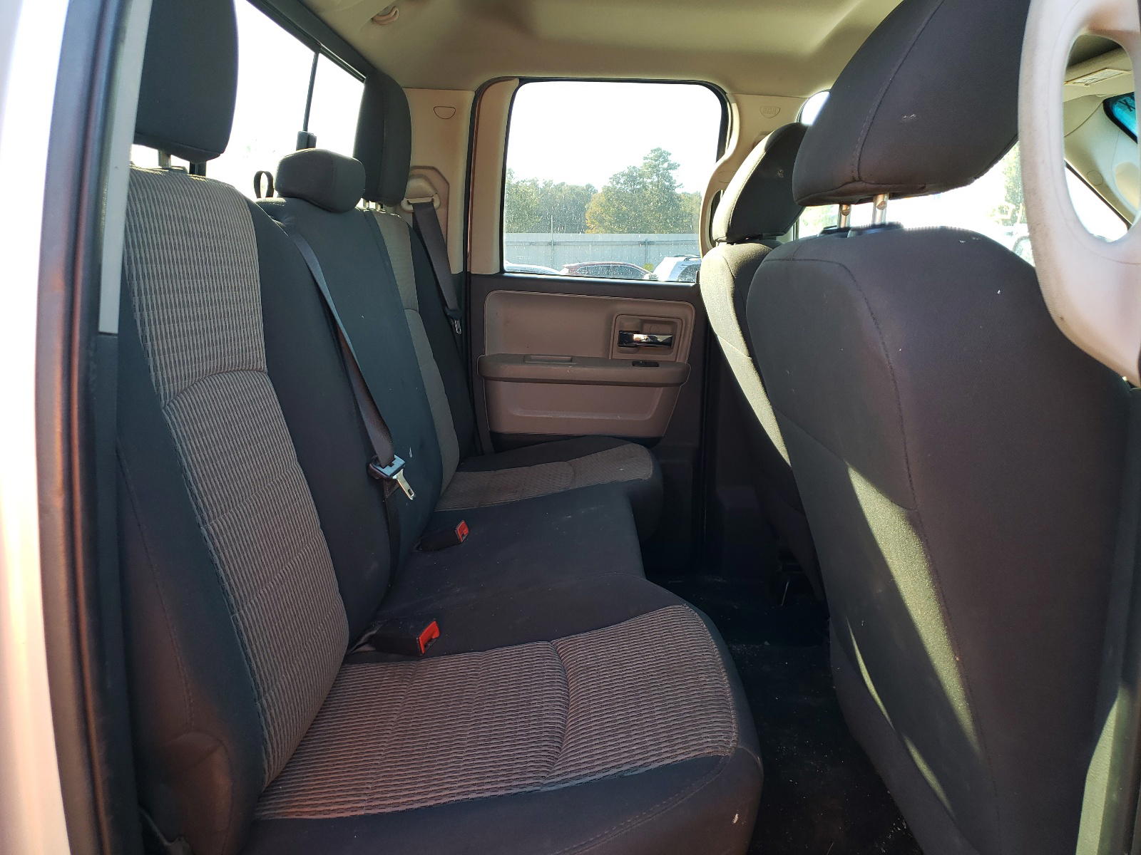 Photo 6 from auction – 2011 DODGE RAM 1500 with VIN 1D7RB1GP3BS679737