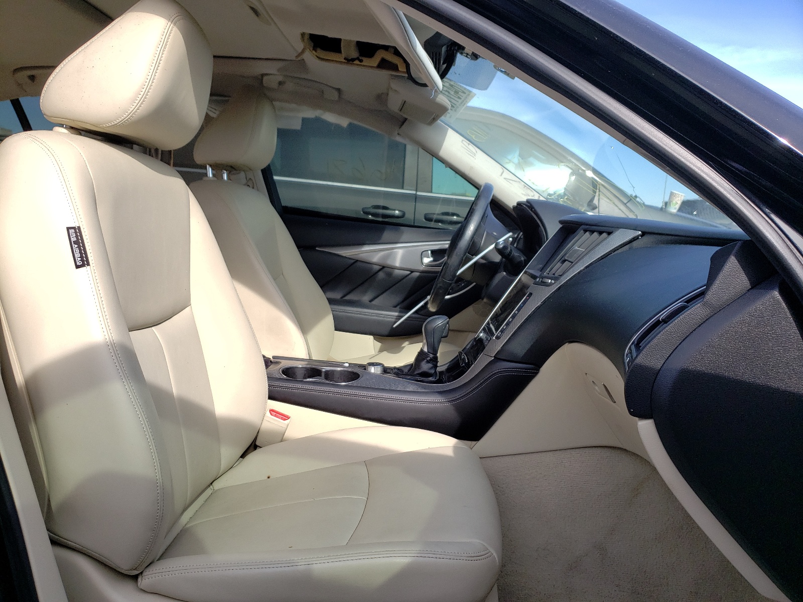 Photo 5 from auction – 2016 INFINITI Q50 PREMIU with VIN JN1EV7AP3GM305090