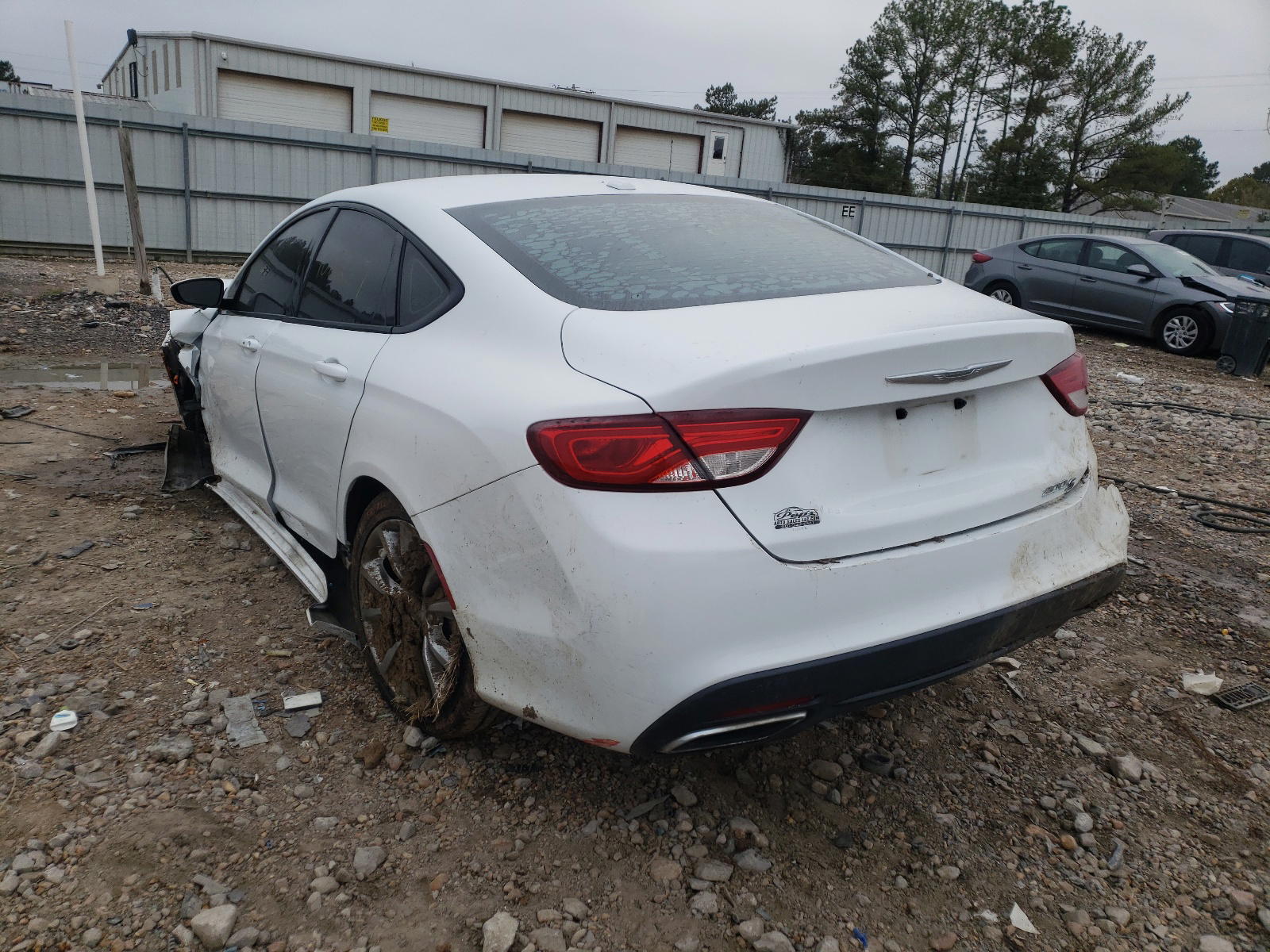 Photo 3 from auction – 2015 CHRYSLER 200 S with VIN 1C3CCCBG8FN517532