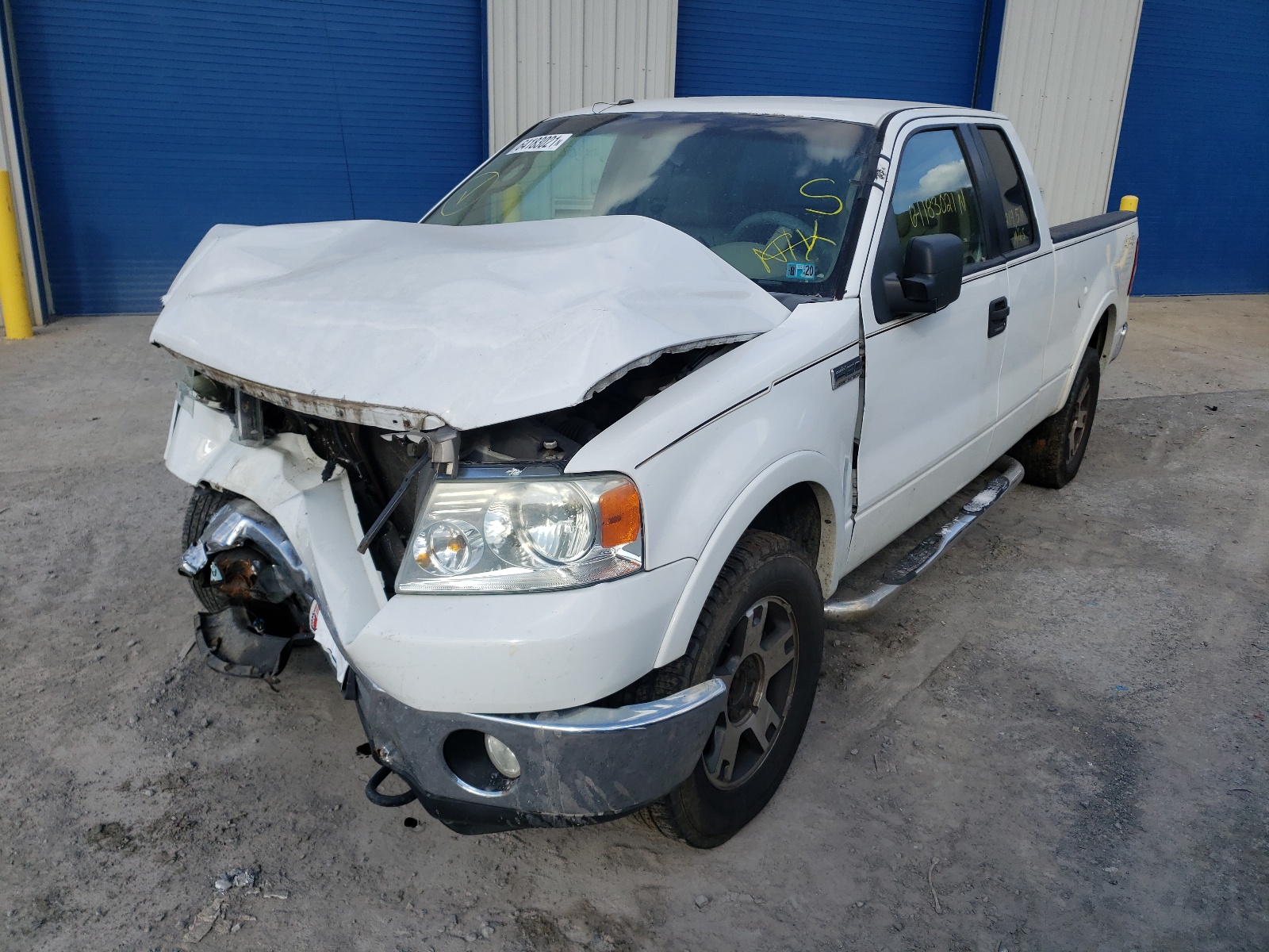 Photo 2 from auction – 2006 FORD F150 with VIN 1FTPX14V96NB44843