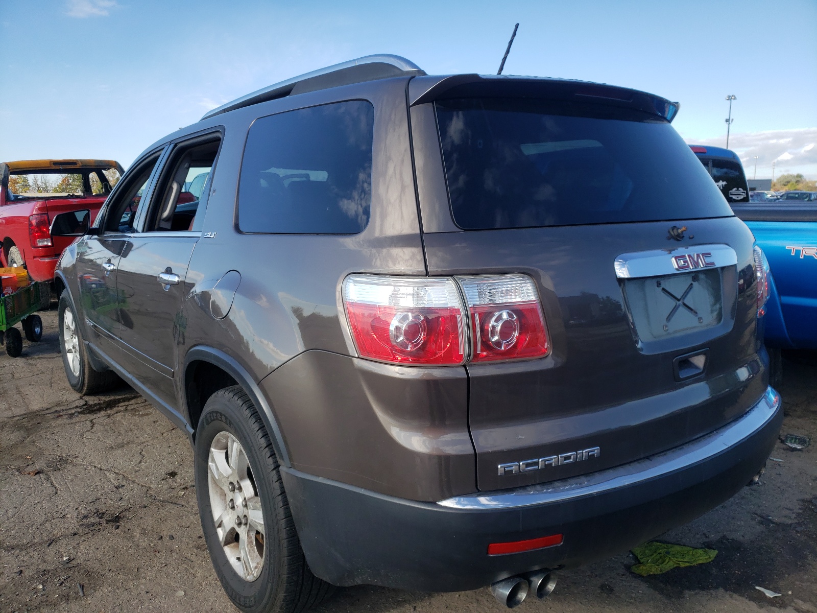 Photo 3 from auction – 2007 GMC ACADIA SLT with VIN 1GKER23717J116400
