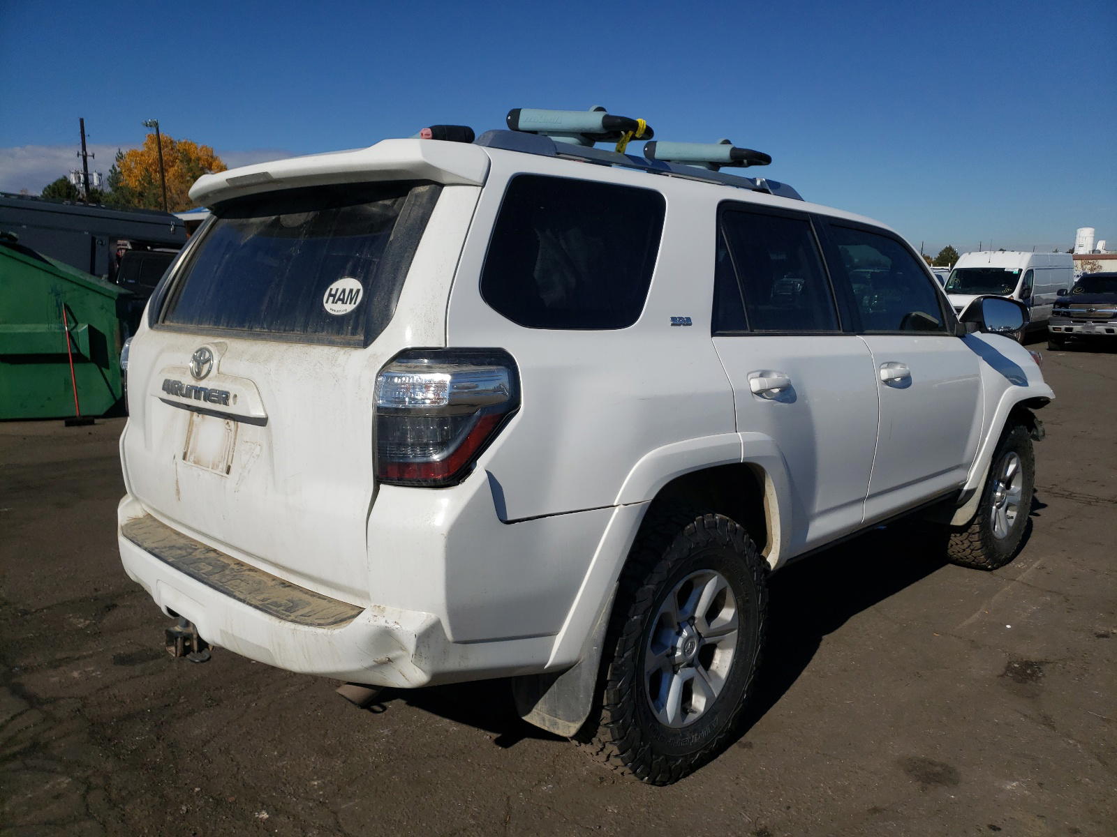Photo 4 from auction – 2015 TOYOTA 4RUNNER SR with VIN JTEBU5JR1F5226532