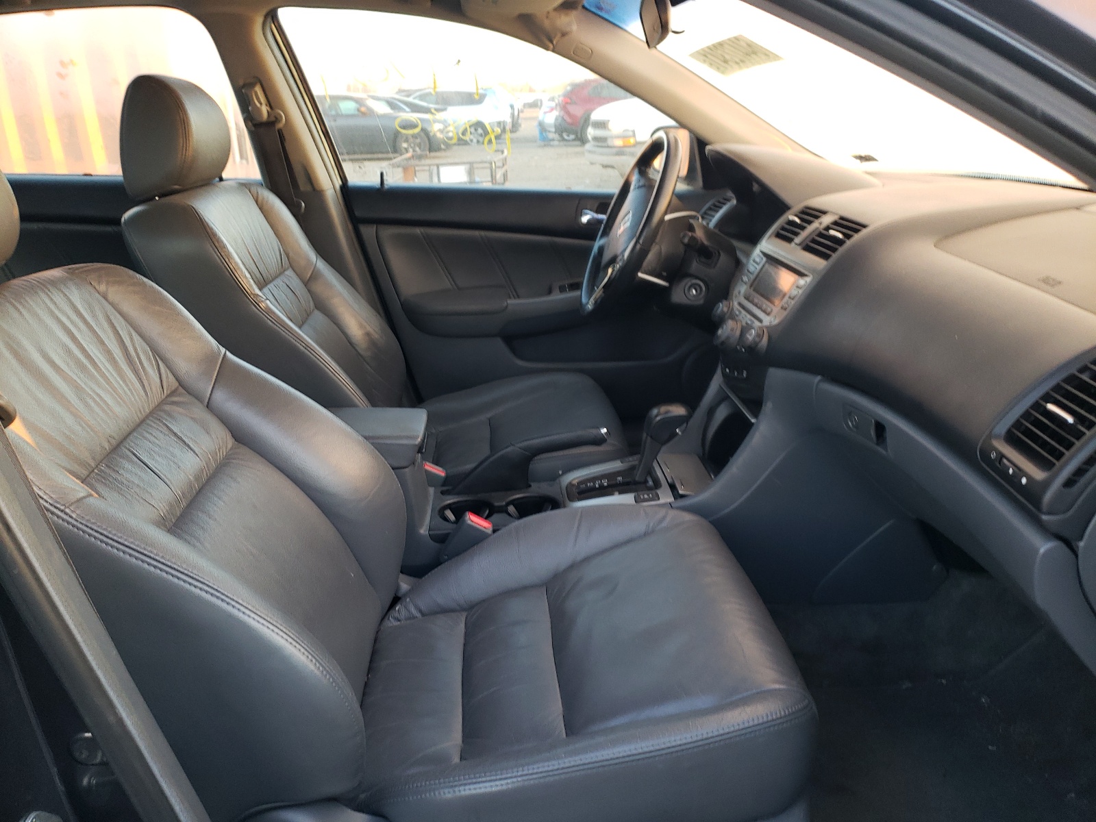 Photo 5 from auction – 2007 HONDA ACCORD EX with VIN 1HGCM56837A226552