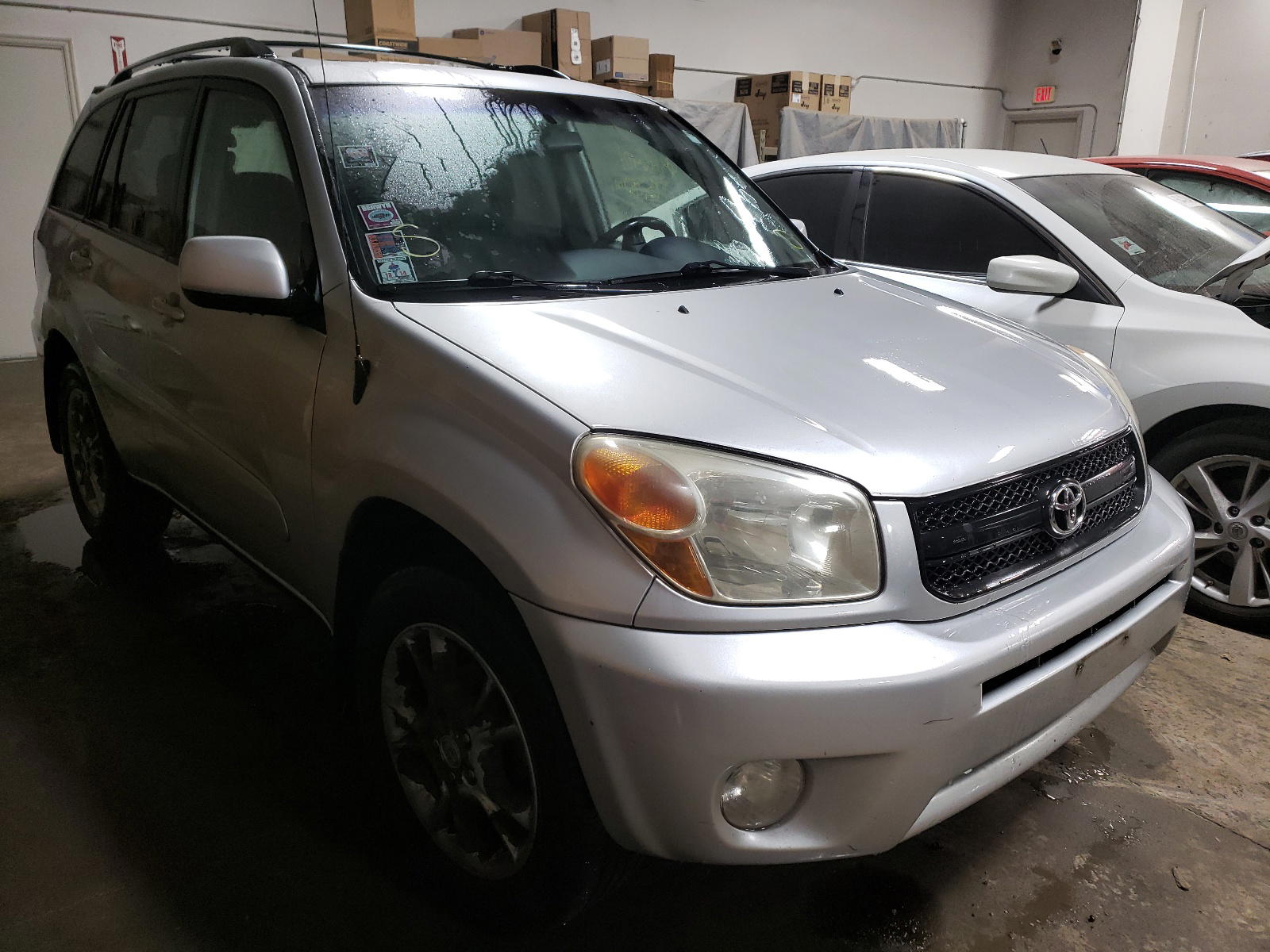 TOYOTA RAV4 2004 with VIN JTEGD20V240008855 - Photo from auction