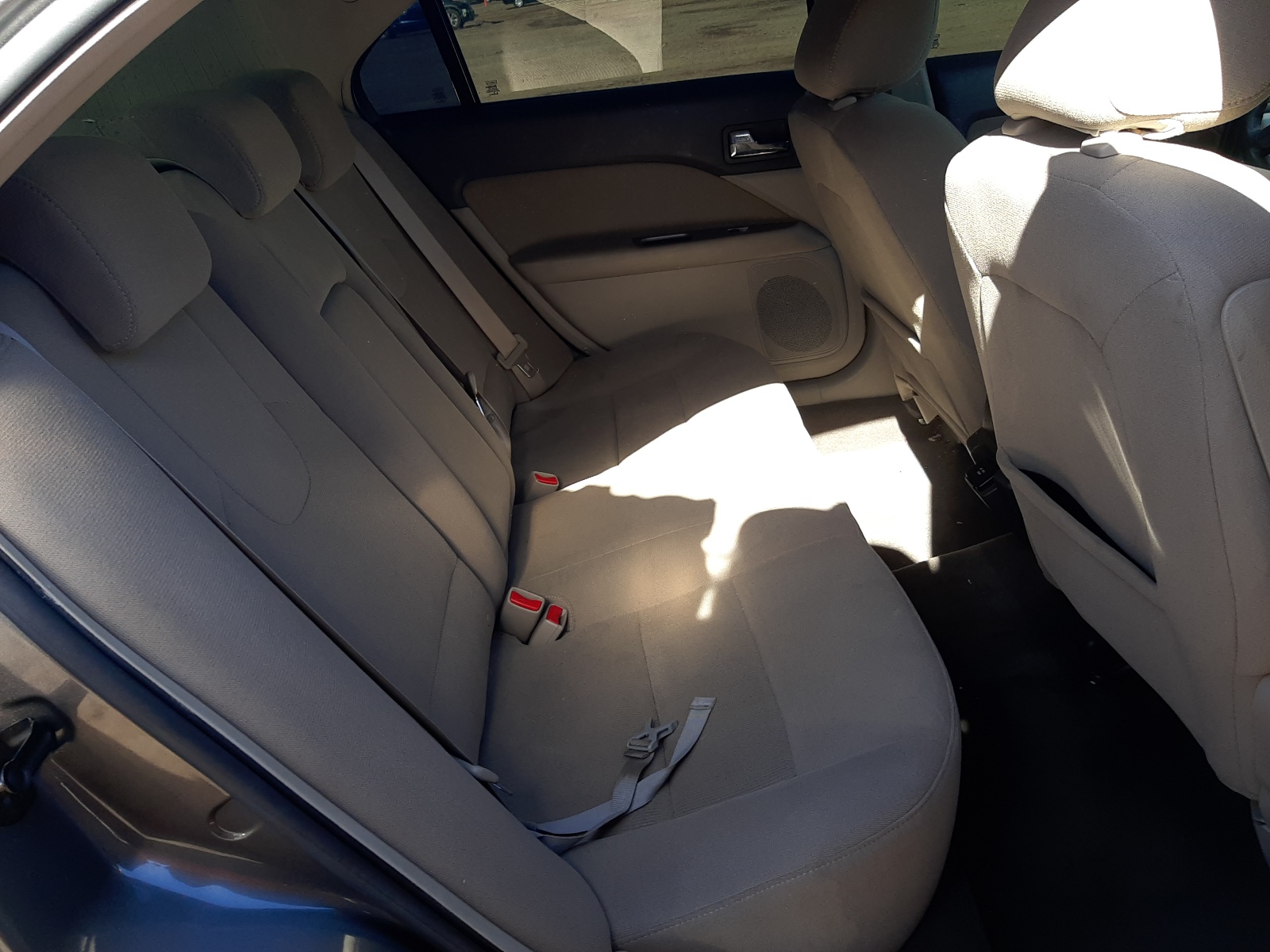 Photo 6 from auction – 2010 FORD FUSION HYB with VIN 3FADP0L30AR337665