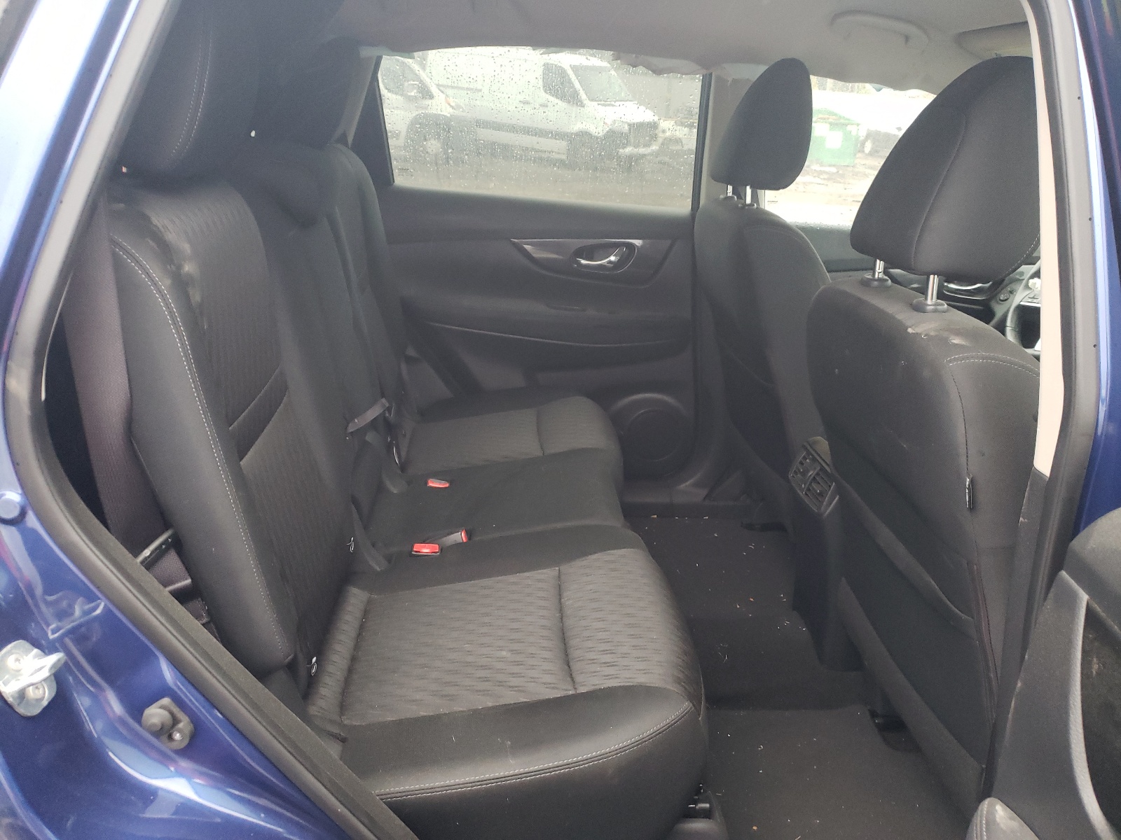 Photo 6 from auction – 2018 NISSAN ROGUE S with VIN KNMAT2MV0JP551180