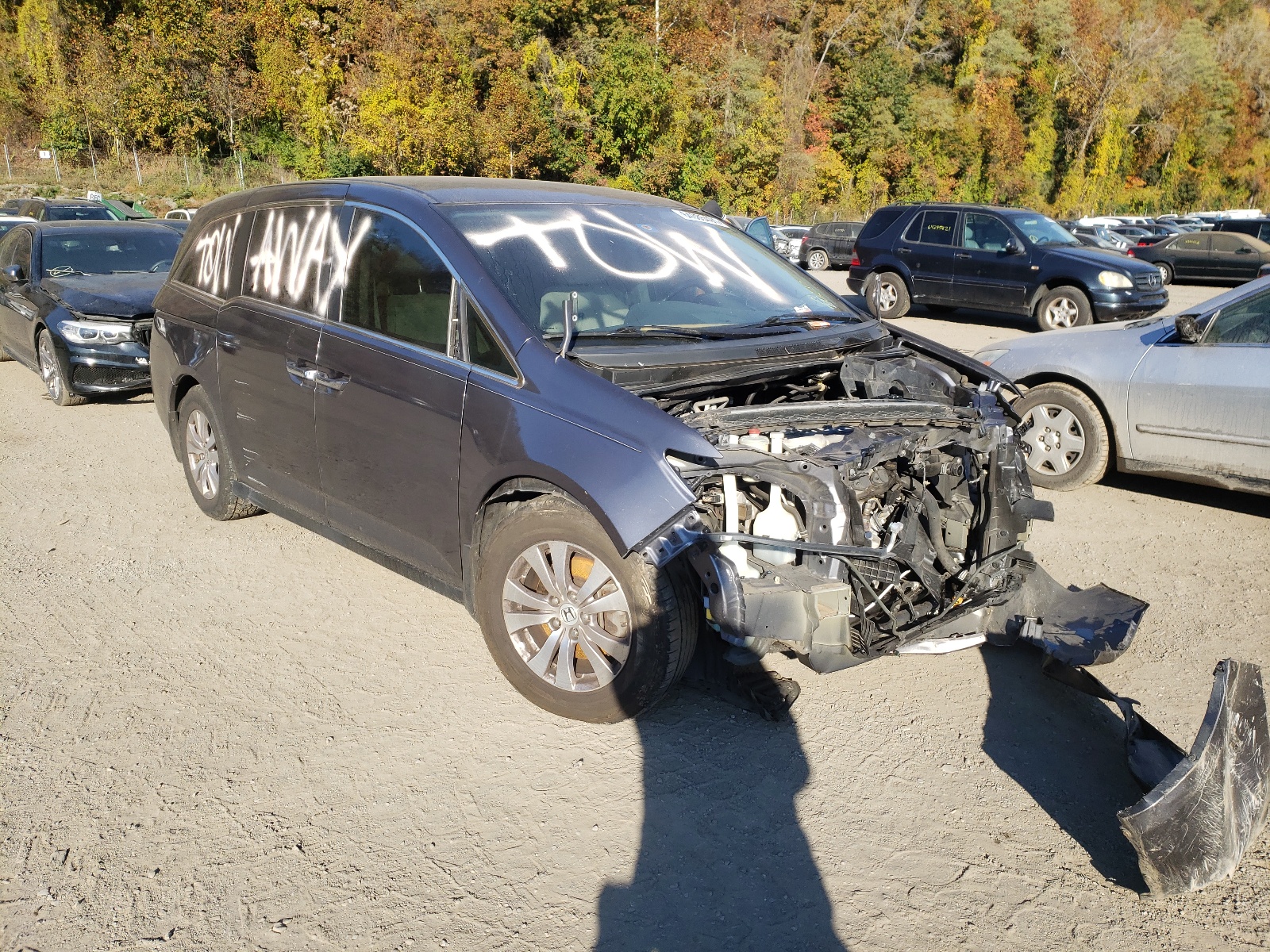 Photo 1 from auction – 2016 HONDA ODYSSEY EX with VIN 5FNRL5H45GB097095