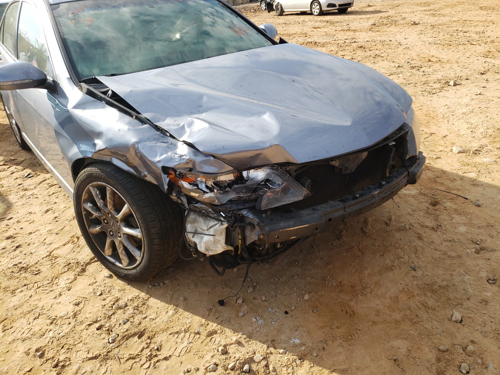 Photo 9 from auction – 2007 ACURA TSX with VIN JH4CL96837C011880