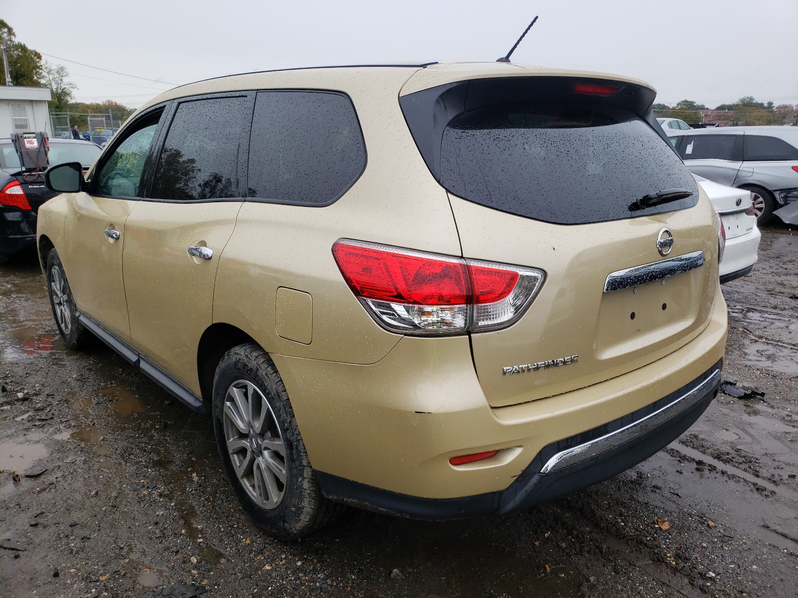 Фото 3 с аукциона – 2013 NISSAN PATHFINDER с VIN 5N1AR2MN7DC619481