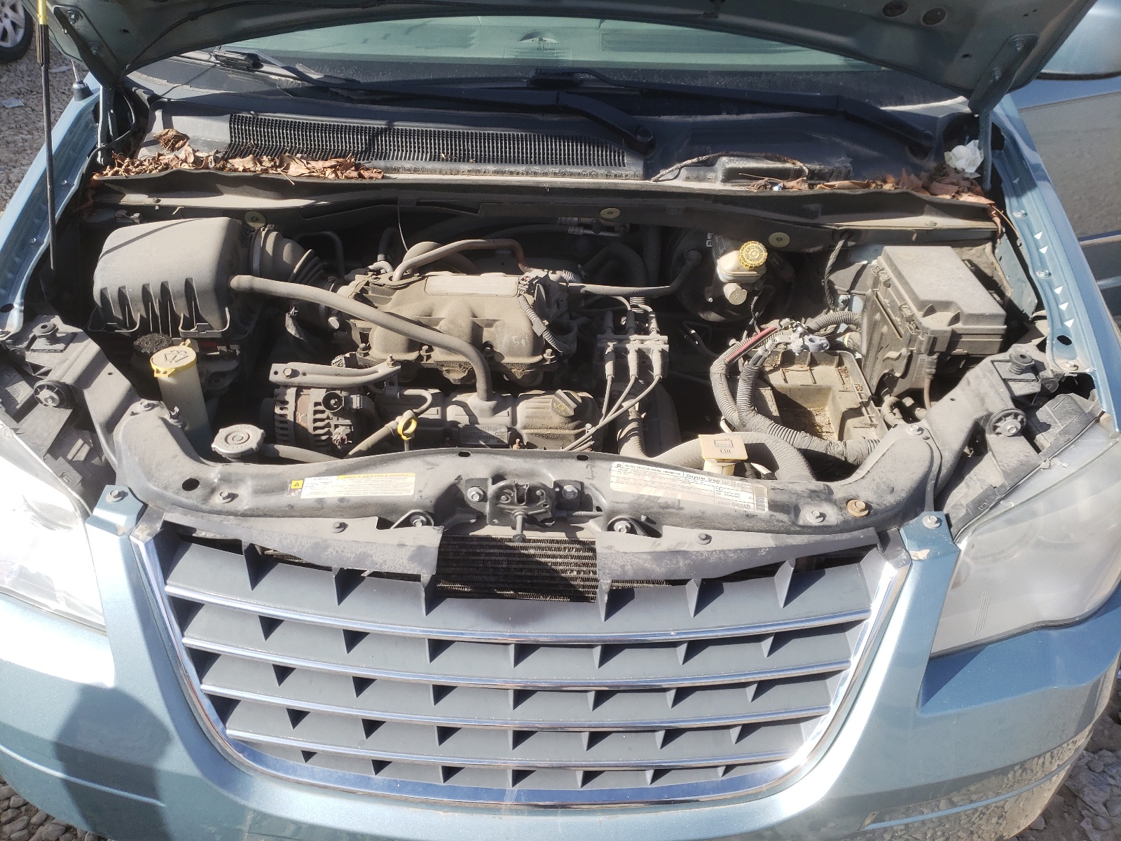 Photo 7 from auction – 2010 CHRYSLER TOWN & COU with VIN 2A4RR5D18AR284573