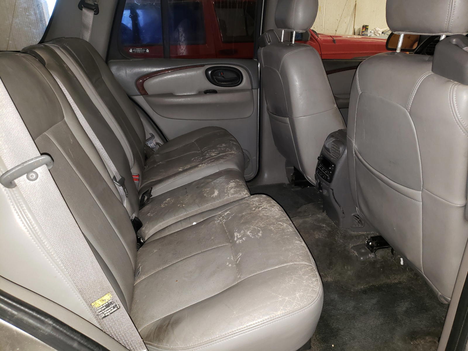 Photo 6 from auction – 2002 OLDSMOBILE BRAVADA with VIN 1GHDT13S522139036