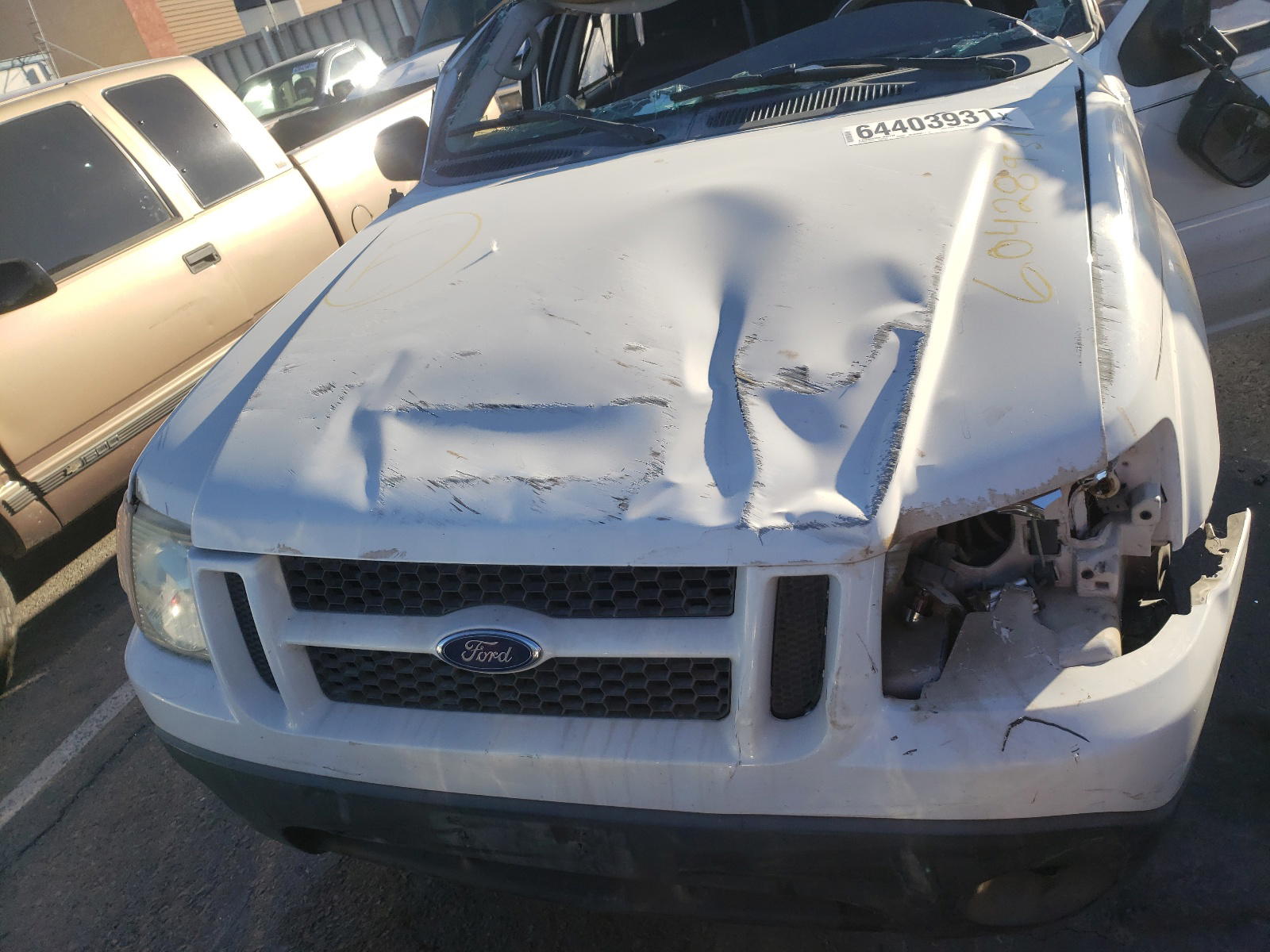 Photo 7 from auction – 2005 FORD EXPLORER S with VIN 1FMZU67K65UB44248
