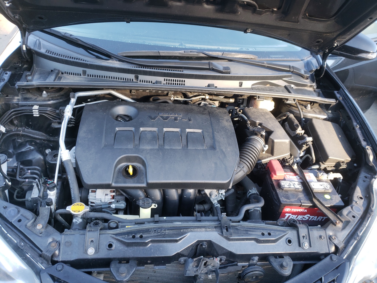Zdjęcie 7 z aukcji – 2015 TOYOTA COROLLA L z VIN 2T1BURHE9FC339713