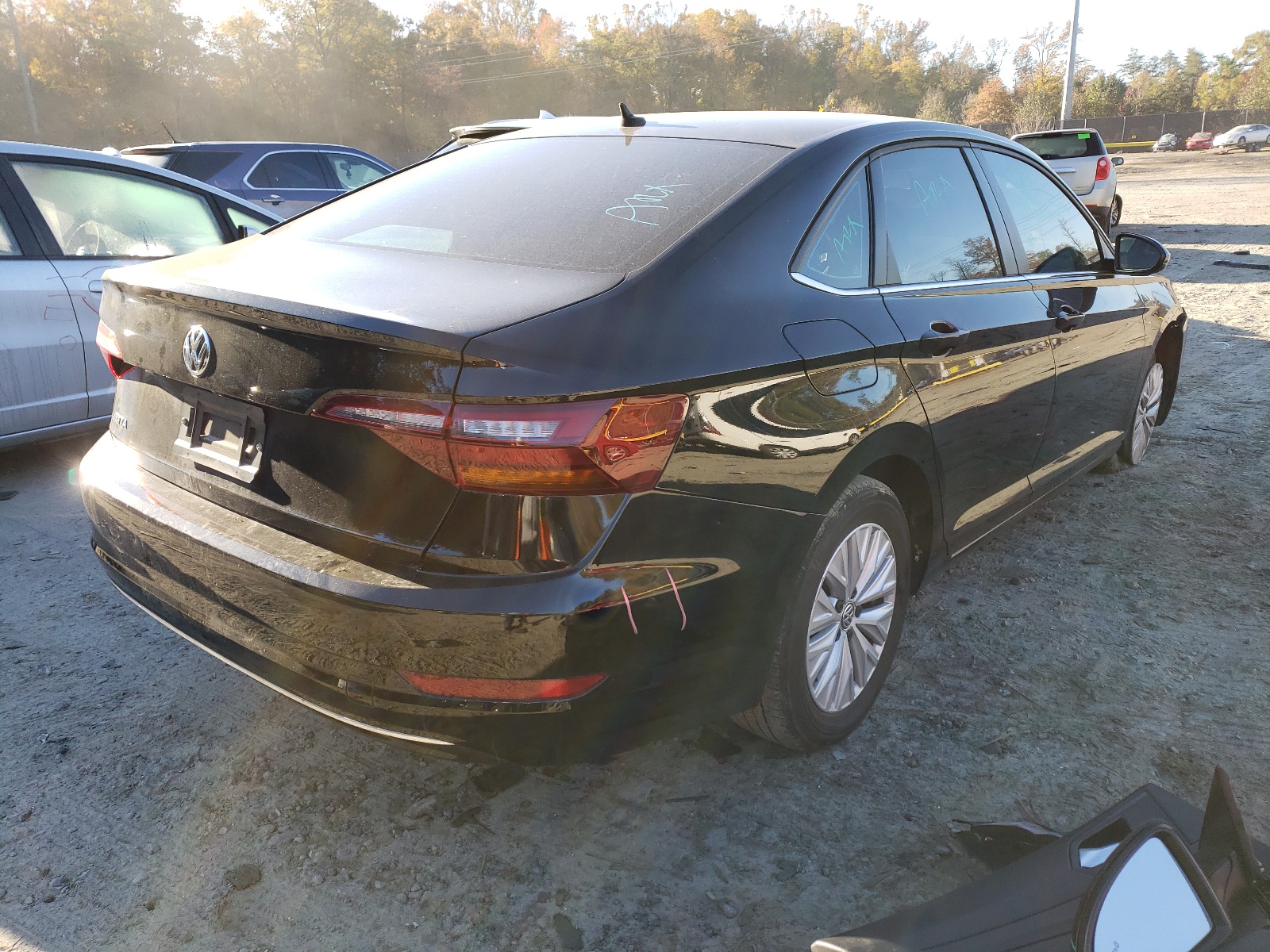 Photo 4 from auction – 2019 VOLKSWAGEN JETTA S with VIN 3VWC57BU2KM141995