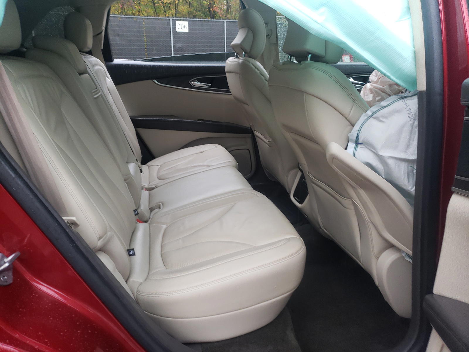 Photo 6 from auction – 2017 LINCOLN MKX SELECT with VIN 2LMPJ6KR1HBL12977