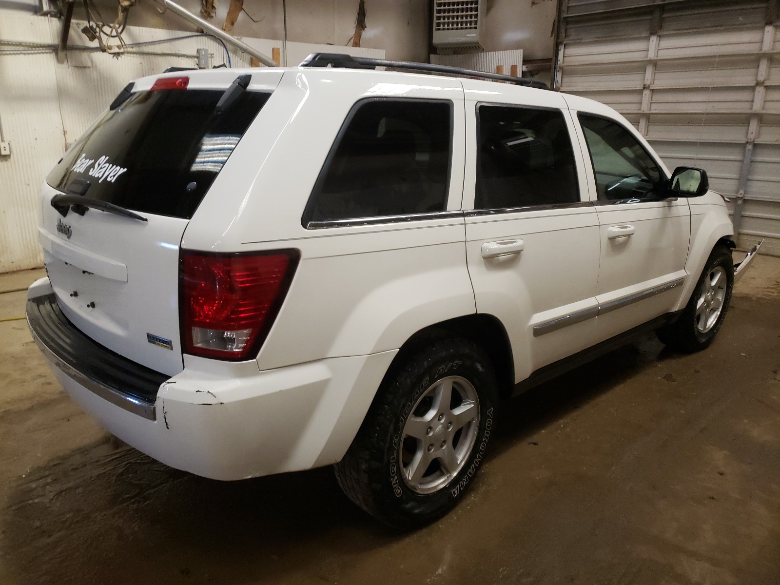 Photo 4 from auction – 2007 JEEP GRAND CHER with VIN 1J8HR58P07C559010