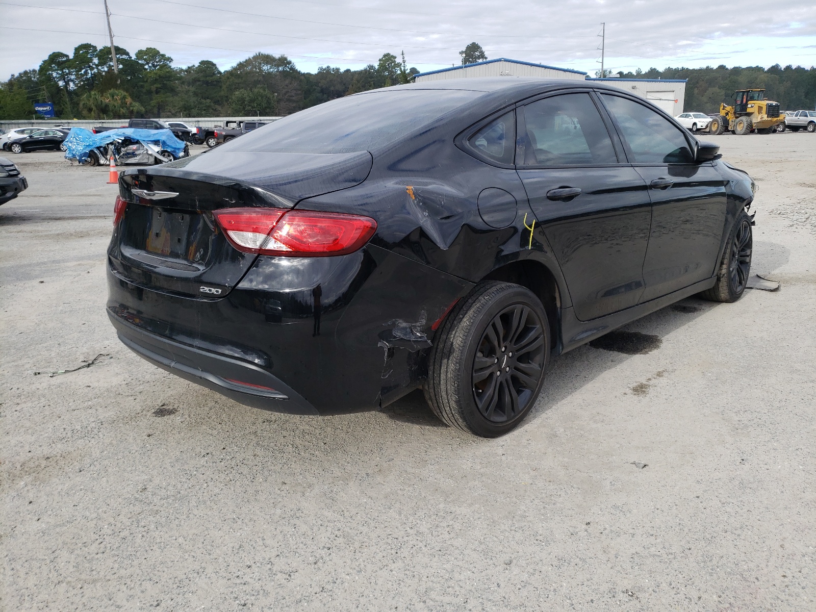 Foto 4 de la subasta – 2017 CHRYSLER 200 LX con VIN 1C3CCCFB3HN504947