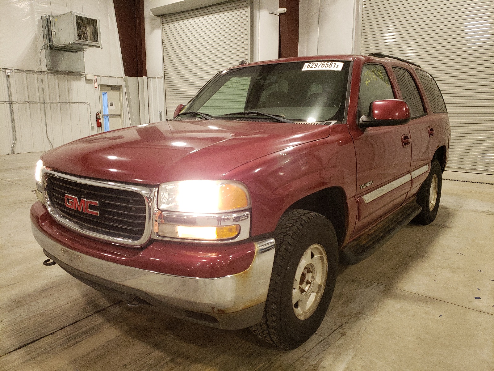 Photo 2 from auction – 2004 GMC YUKON with VIN 1GKEK13Z34J139219