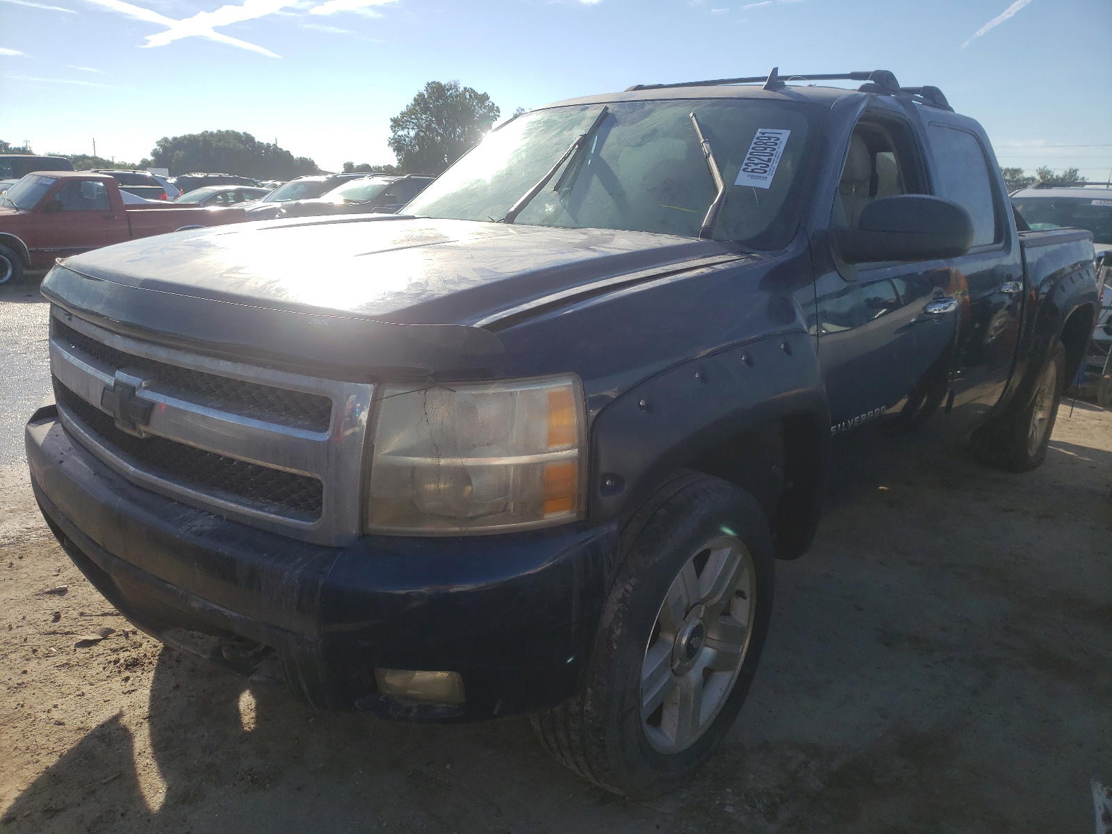 Photo 2 from auction – 2007 CHEVROLET SILVERADO with VIN 2GCEK13M471554189
