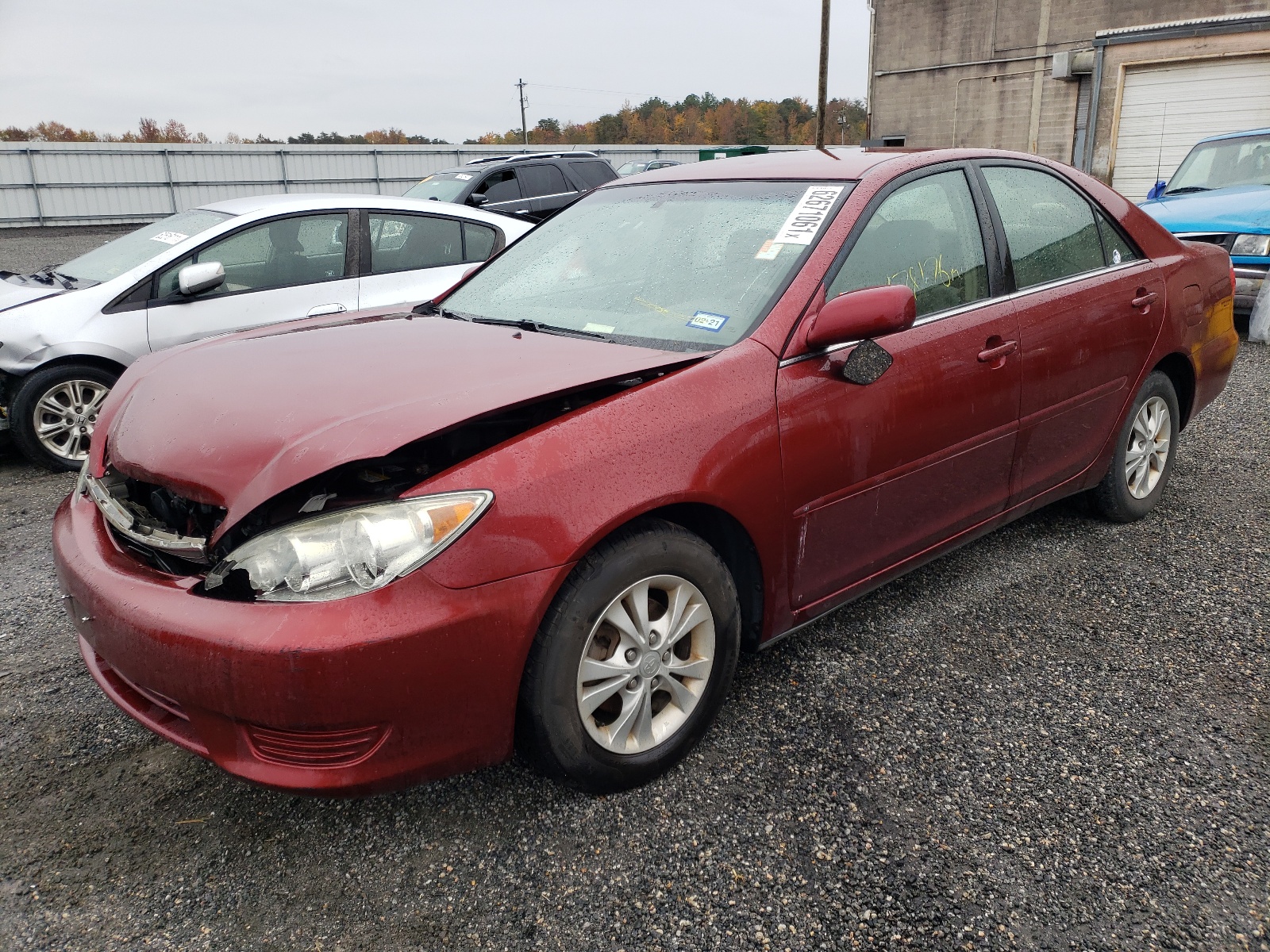 Photo 2 from auction – 2005 TOYOTA CAMRY LE with VIN 4T1BF32K45U093365