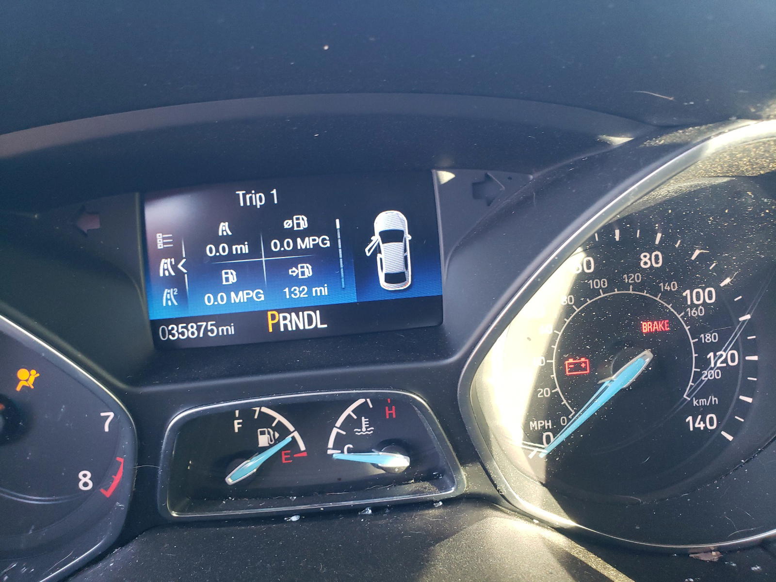 Photo 8 from auction – 2017 FORD FOCUS S with VIN 1FADP3E20HL313056
