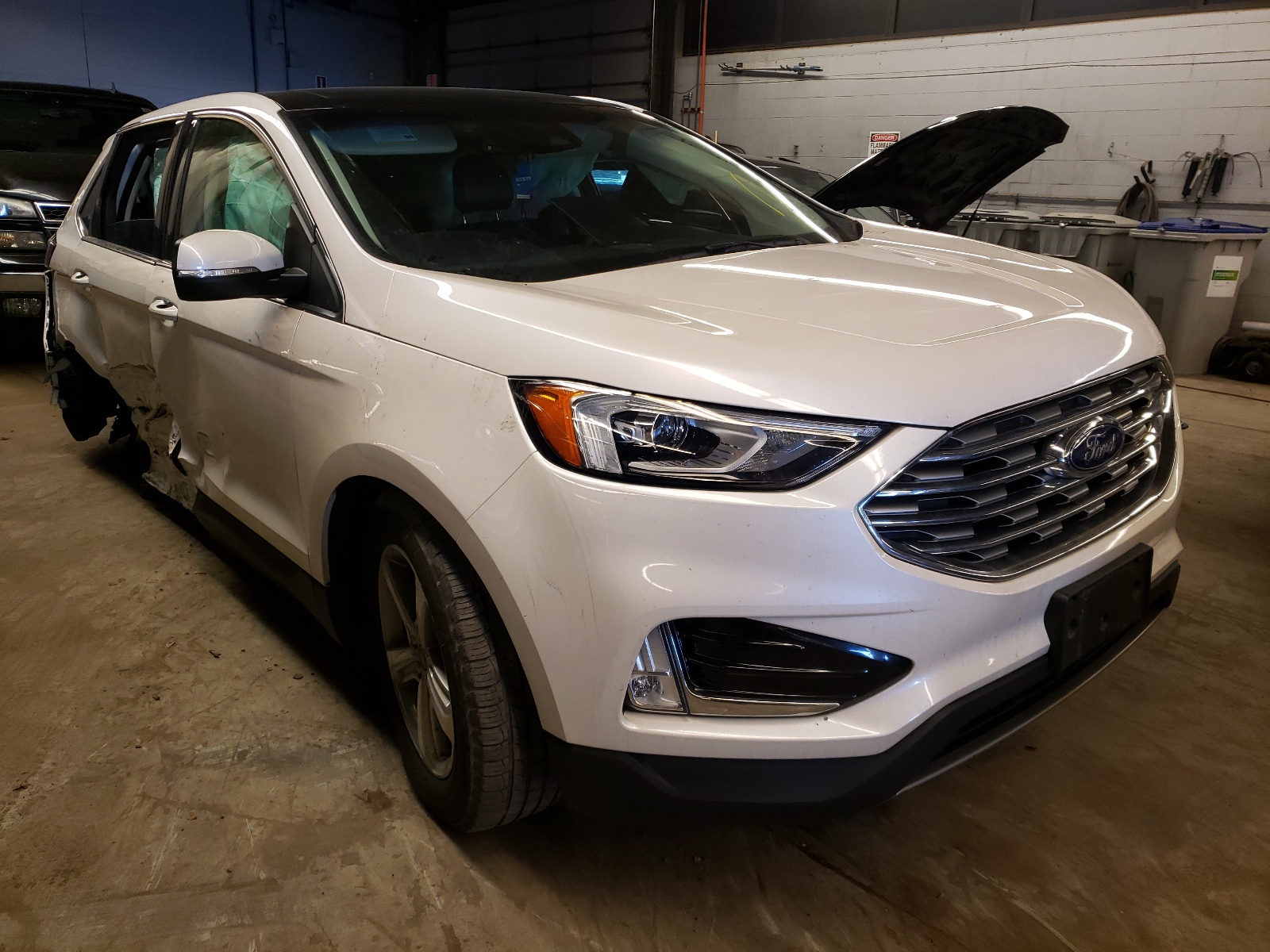 FORD EDGE SEL 2019 with VIN 2FMPK4J93KBB31546 - Photo from auction