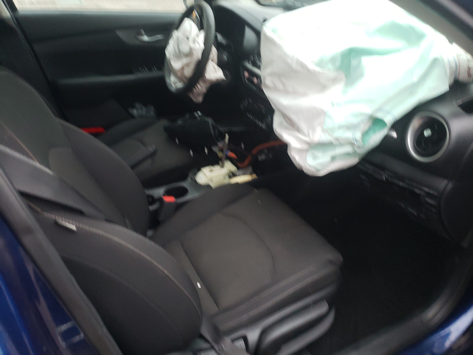Photo 5 from auction – 2019 KIA FORTE FE with VIN 3KPF24AD4KE078725