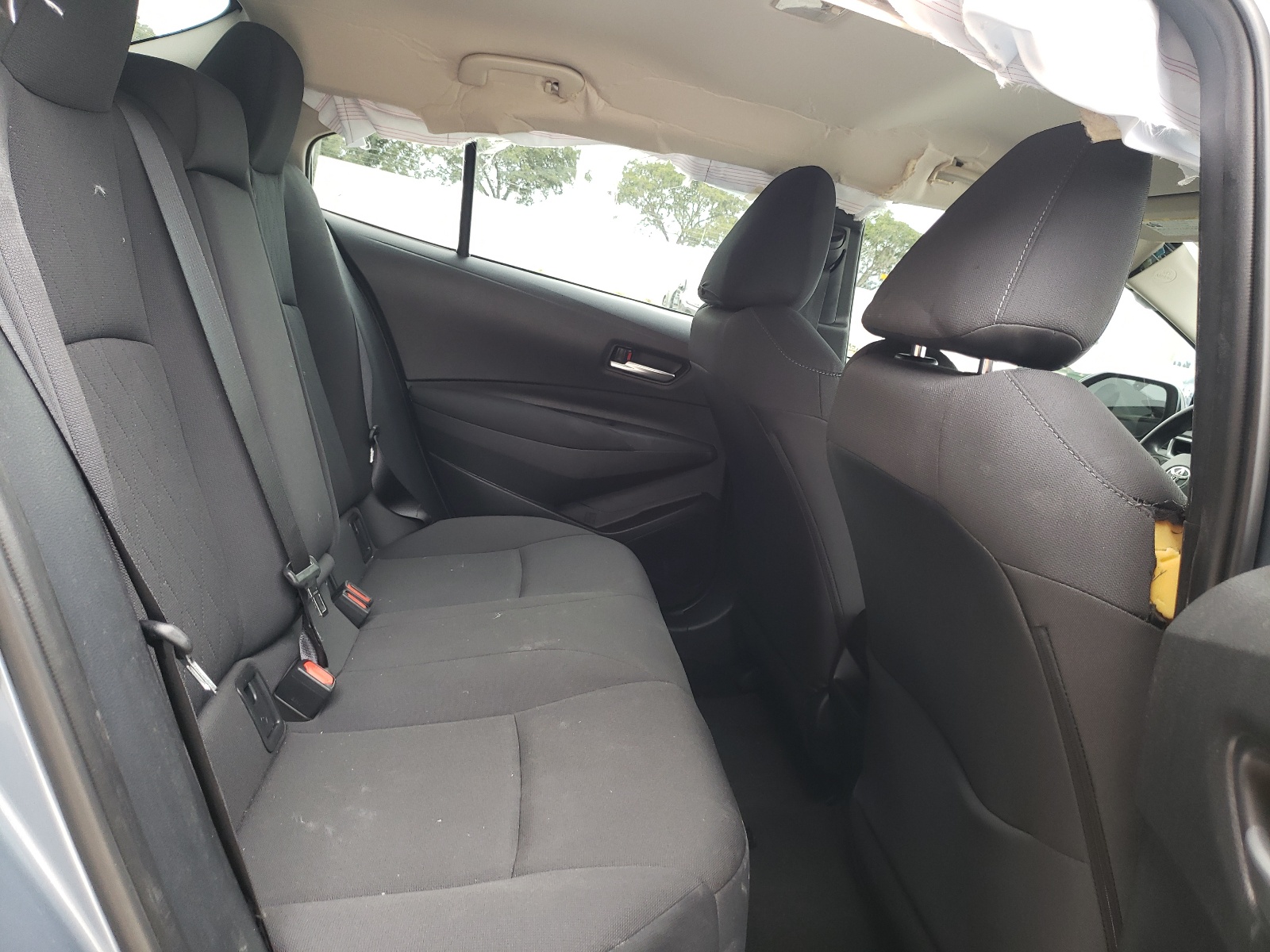 Photo 6 from auction – 2020 TOYOTA COROLLA LE with VIN 5YFEPRAE7LP081038