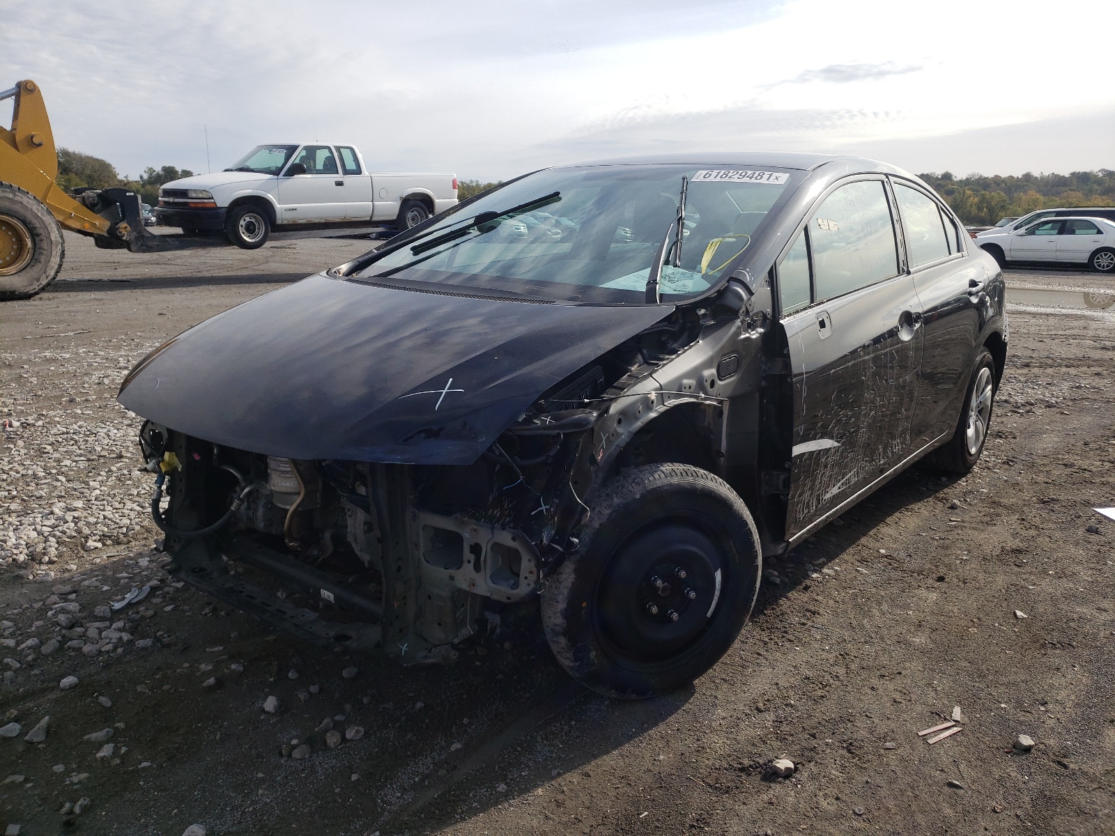 Photo 2 from auction – 2015 HONDA CIVIC LX with VIN 19XFB2F54FE051259