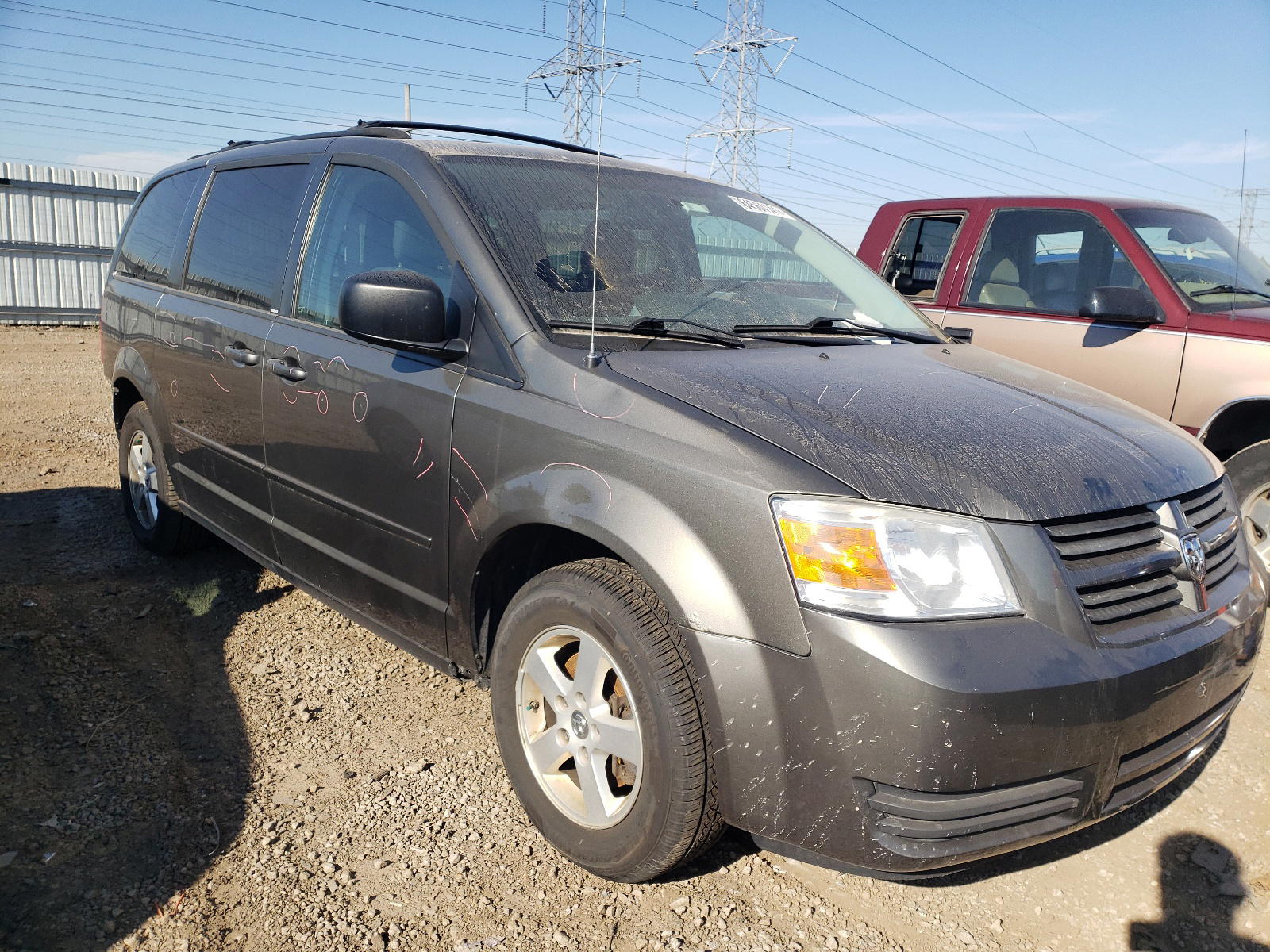 DODGE GRAND CARA 2010 with VIN 2D4RN4DE6AR307575 - Photo from auction