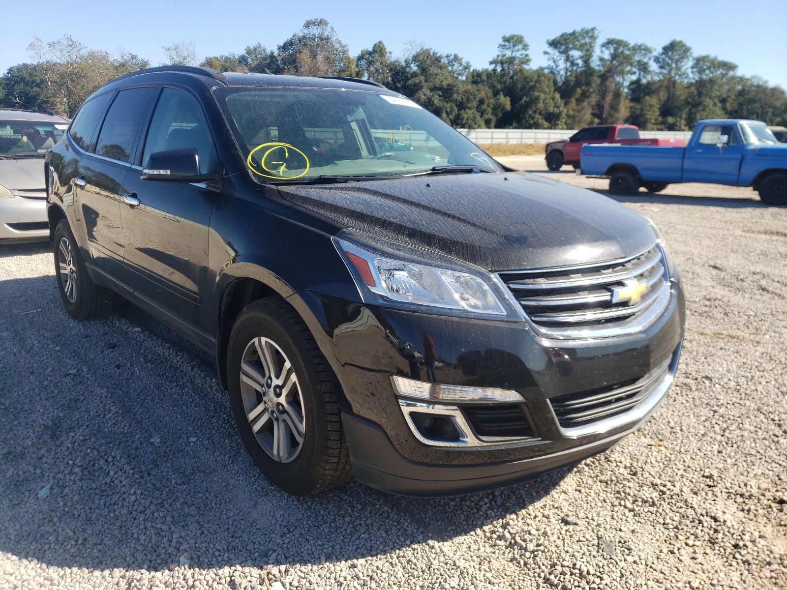 CHEVROLET TRAVERSE L 2017 with VIN 1GNKRGKD2HJ193806 - Photo from auction