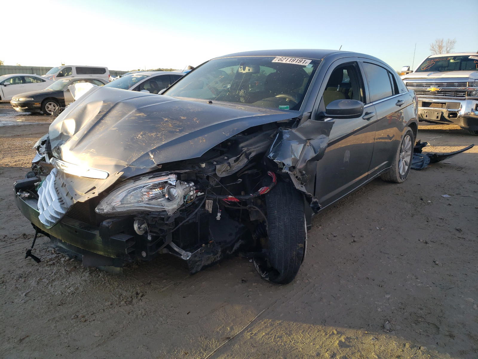 Photo 2 from auction – 2012 CHRYSLER 200 TOURIN with VIN 1C3CCBBB4CN205542