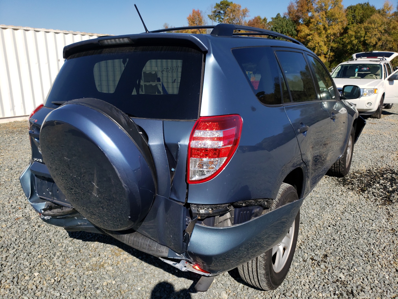Photo 4 from auction – 2009 TOYOTA RAV4 with VIN 2T3ZF33V39W011923