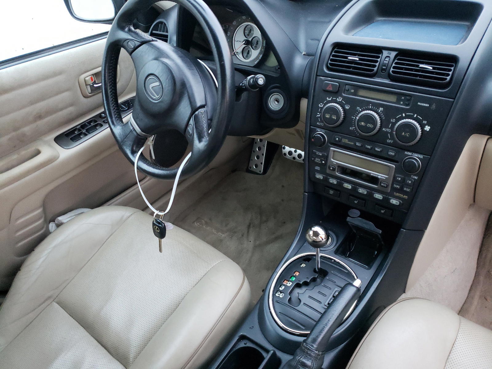 Photo 9 from auction – 2002 LEXUS IS 300 with VIN JTHBD192720048846